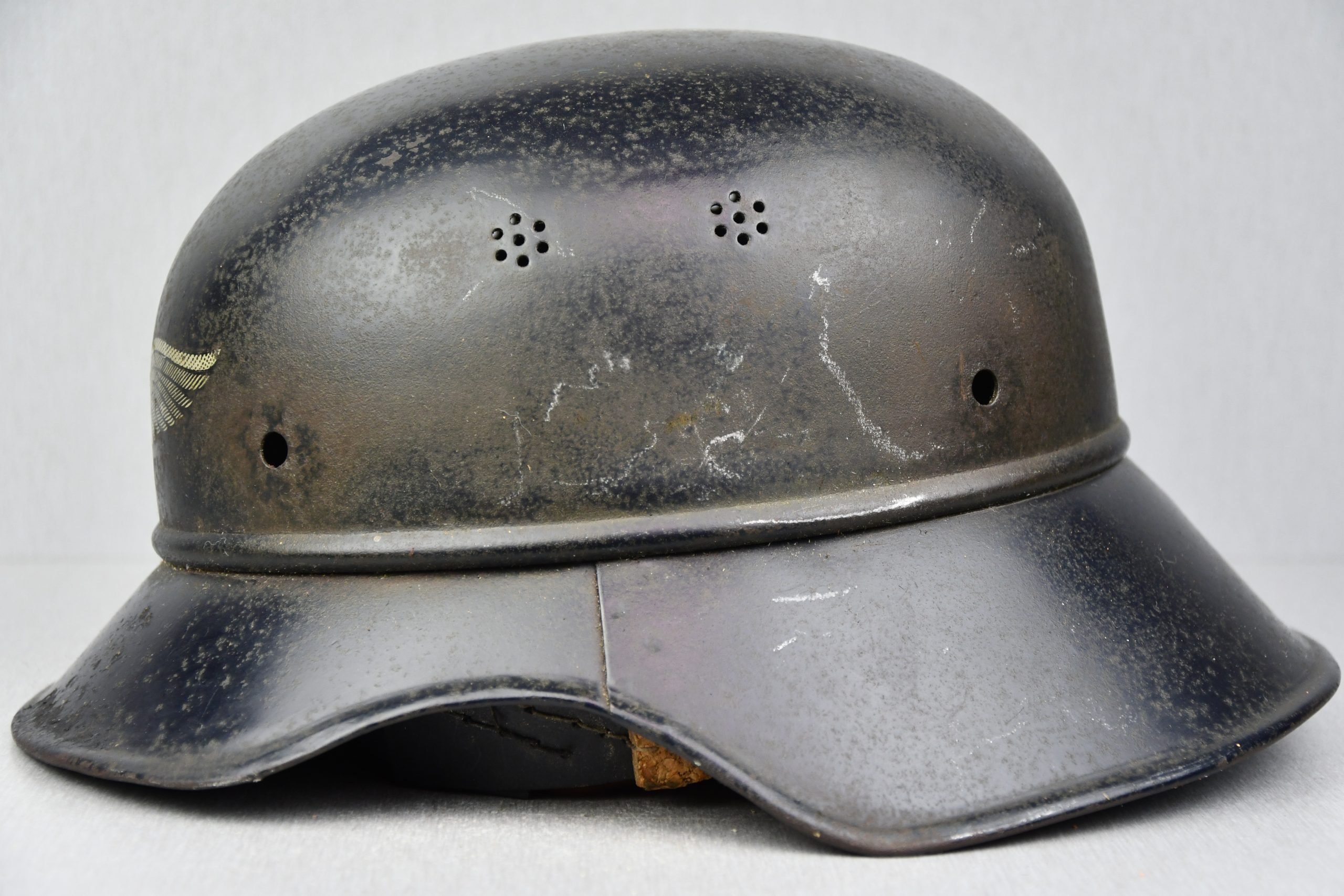 M38 Luftschutz 'Gladiator' three piece steel helmet — image 4