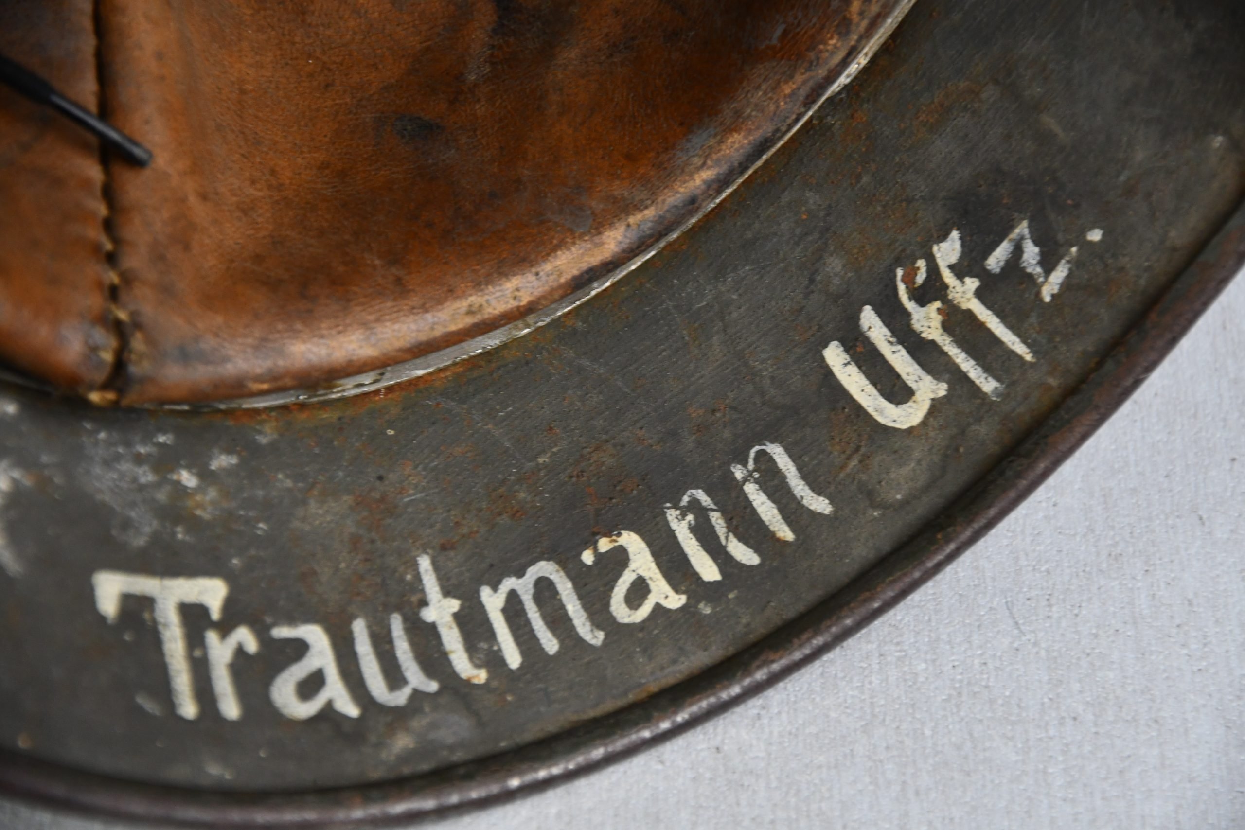 M35 army (Heer) ex-double decal winter camouflage overpaint 'Uffz. Trautmann' — image 11