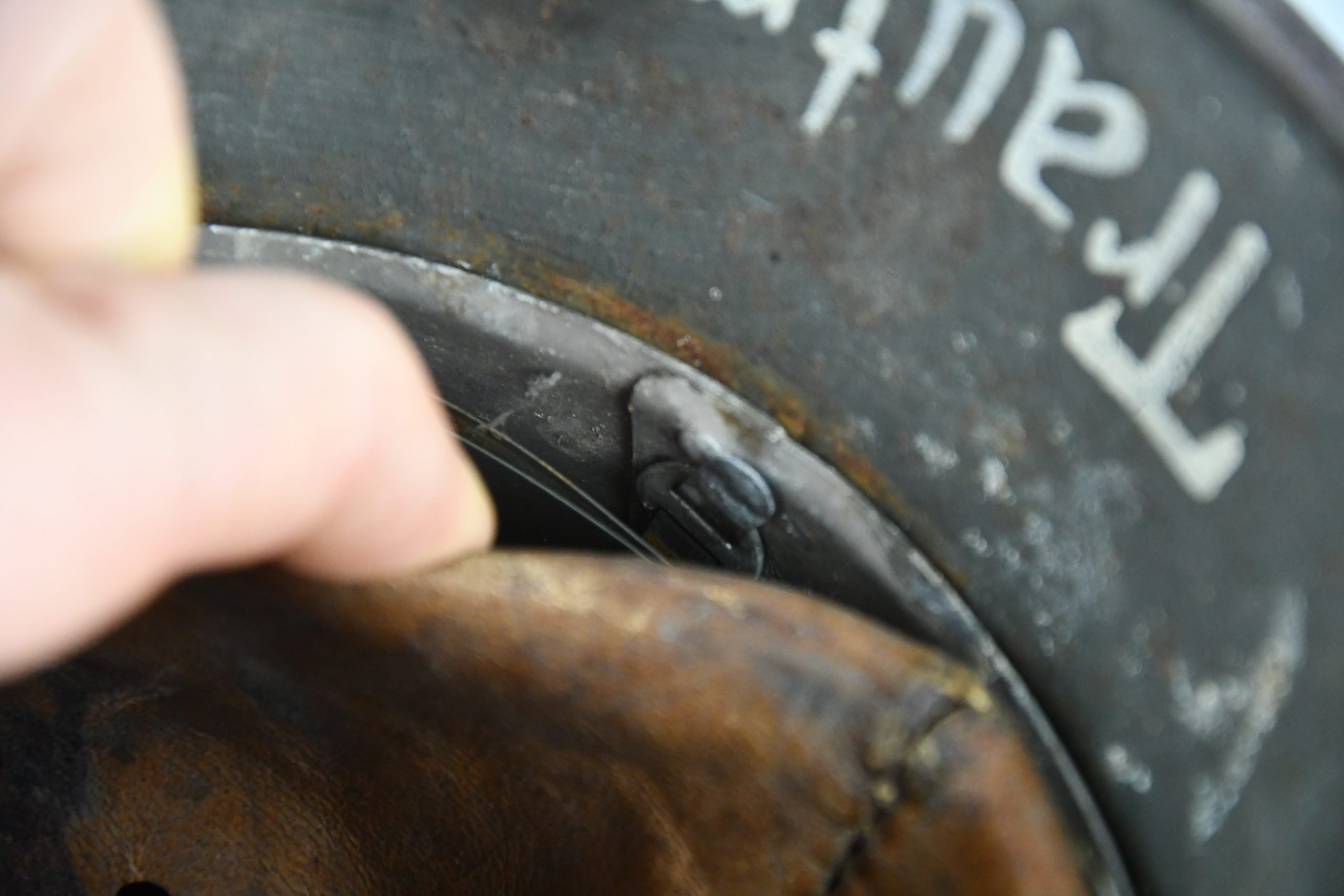 M35 army (Heer) ex-double decal winter camouflage overpaint 'Uffz. Trautmann' — image 15