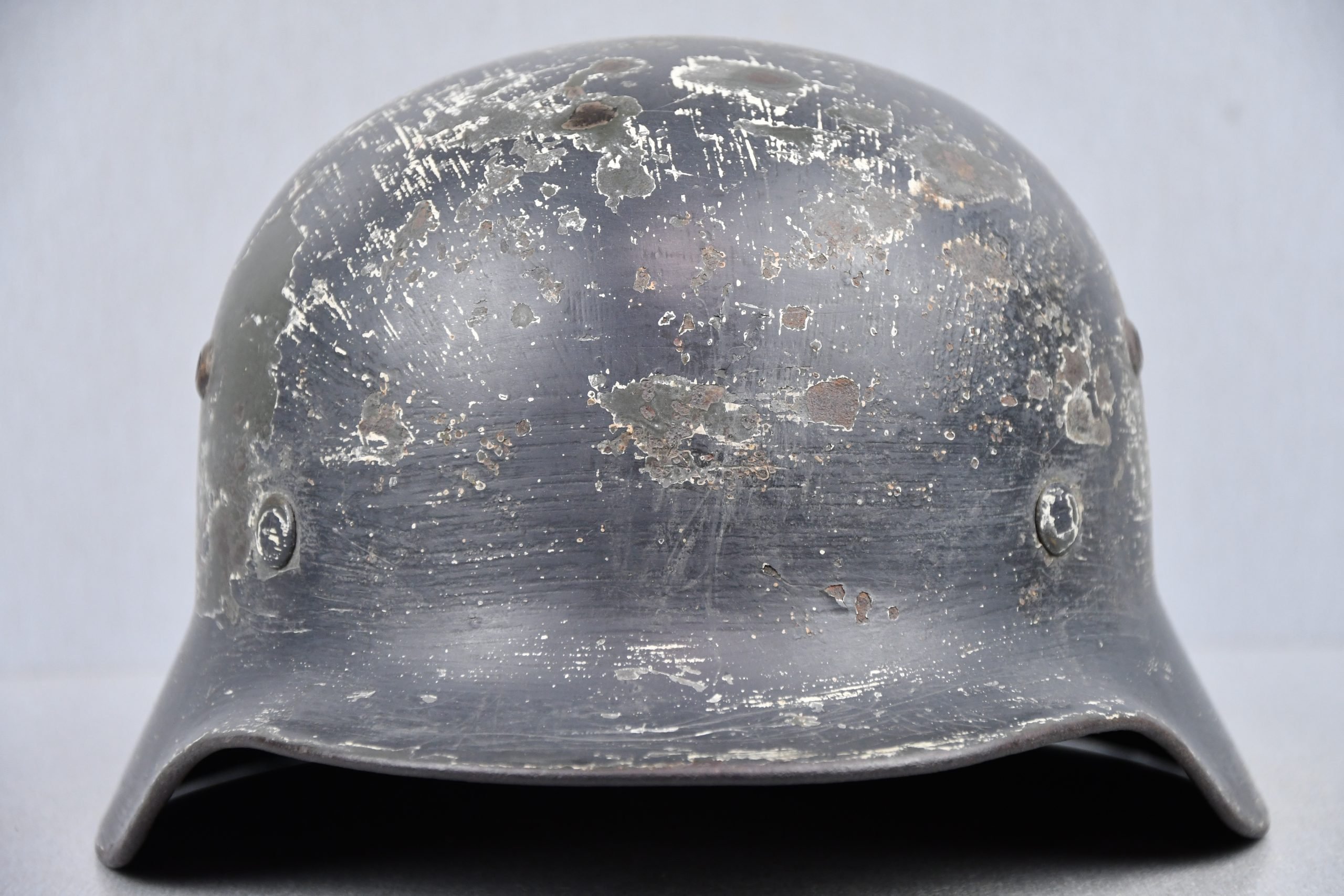 M35 army (Heer) ex-double decal winter camouflage overpaint 'Uffz. Trautmann' — image 3