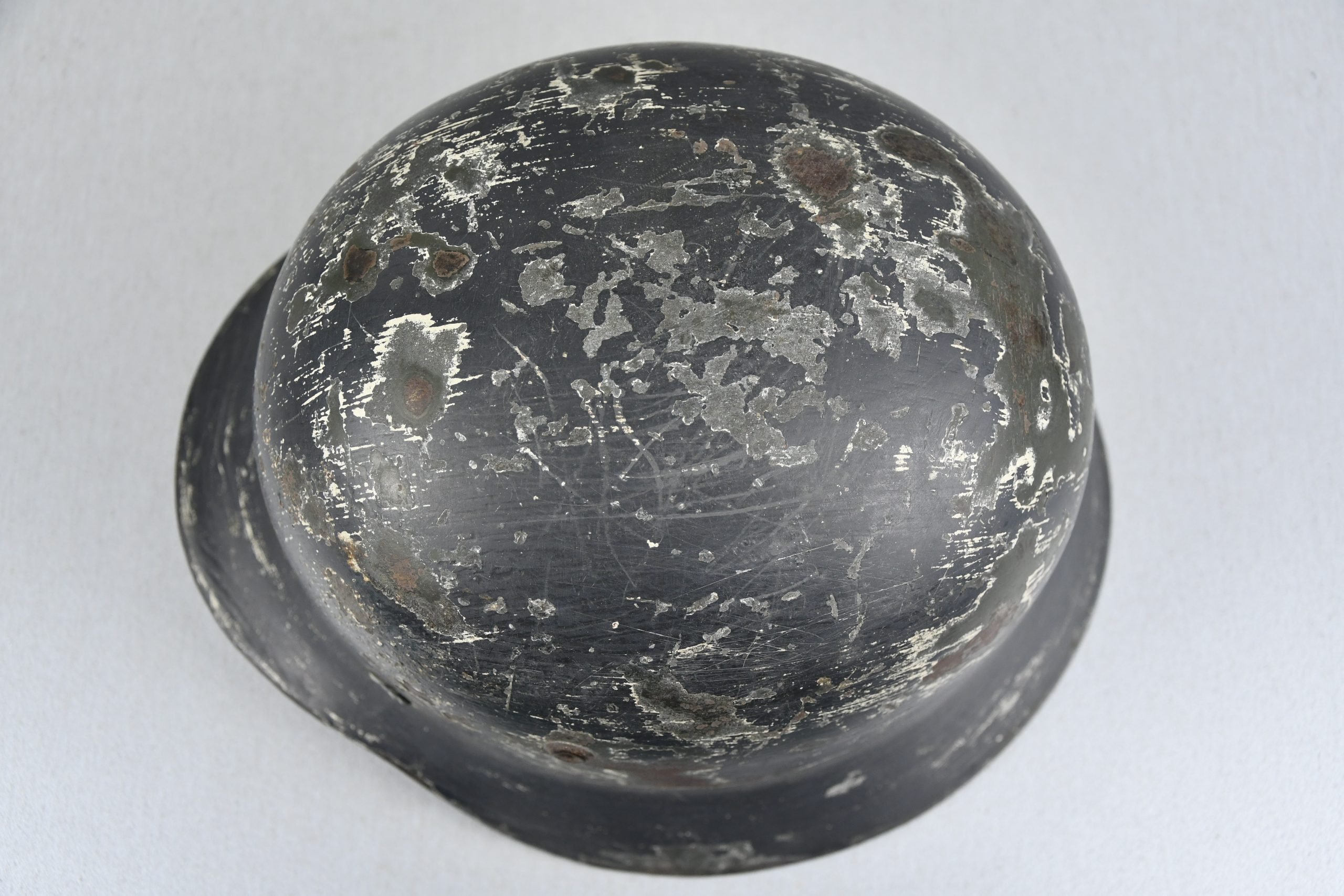 M35 army (Heer) ex-double decal winter camouflage overpaint 'Uffz. Trautmann' — image 7