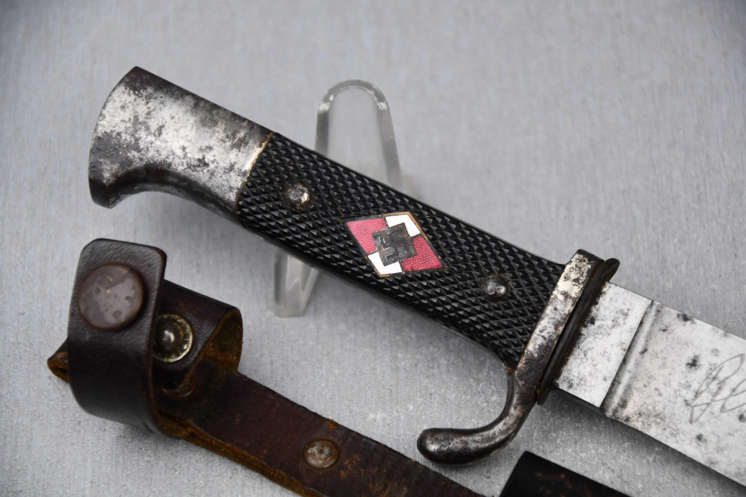 Transitional Hitlerjugend knife with motto by RZM M7/65 Carl Heidelberg — image 2