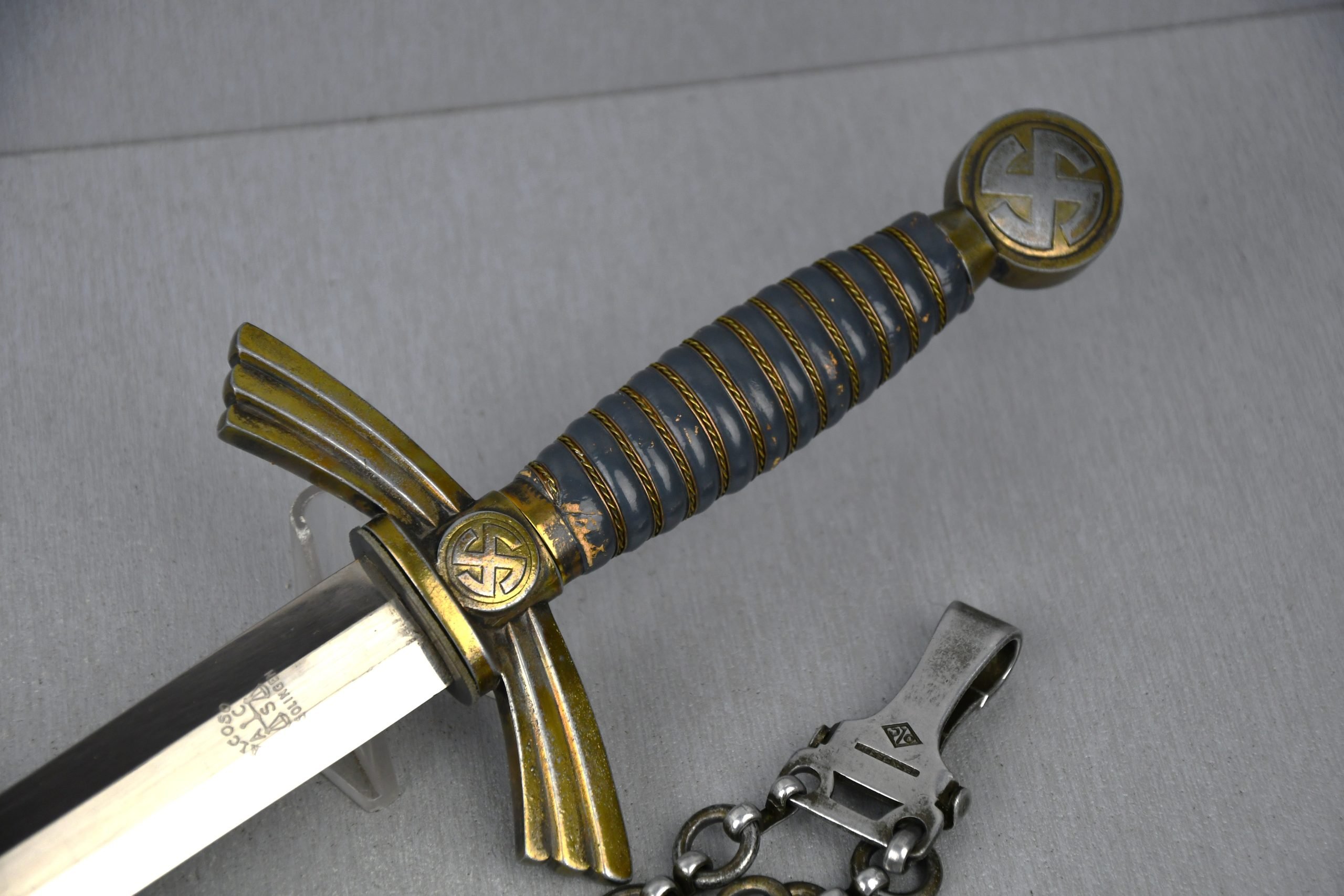 Early first pattern Luftwaffe dagger 'Fliegerdolch' by Alcoso — image 7