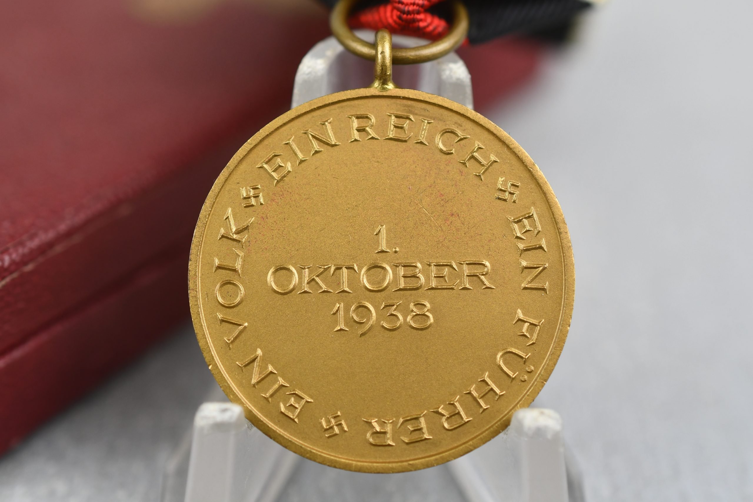 Sudetenland occupation '1 Oktober 1938 Medal' with box — image 2