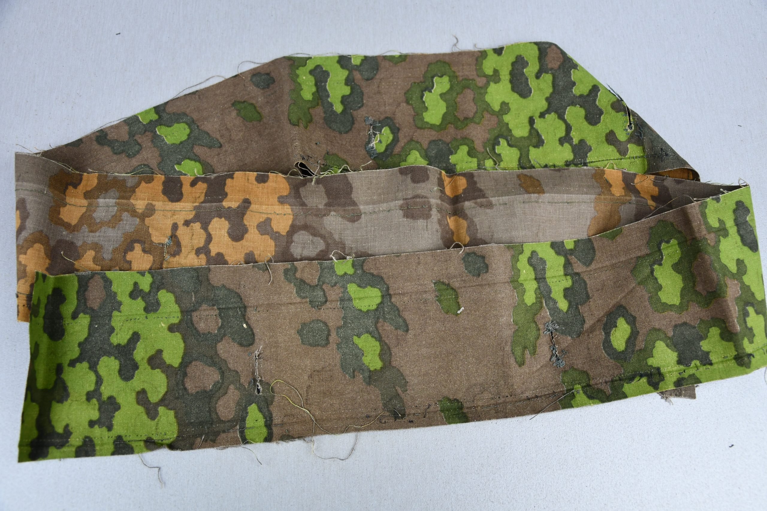 Waffen-SS oak pattern camouflage 'Eichenlaub' canvas cloth — image 5