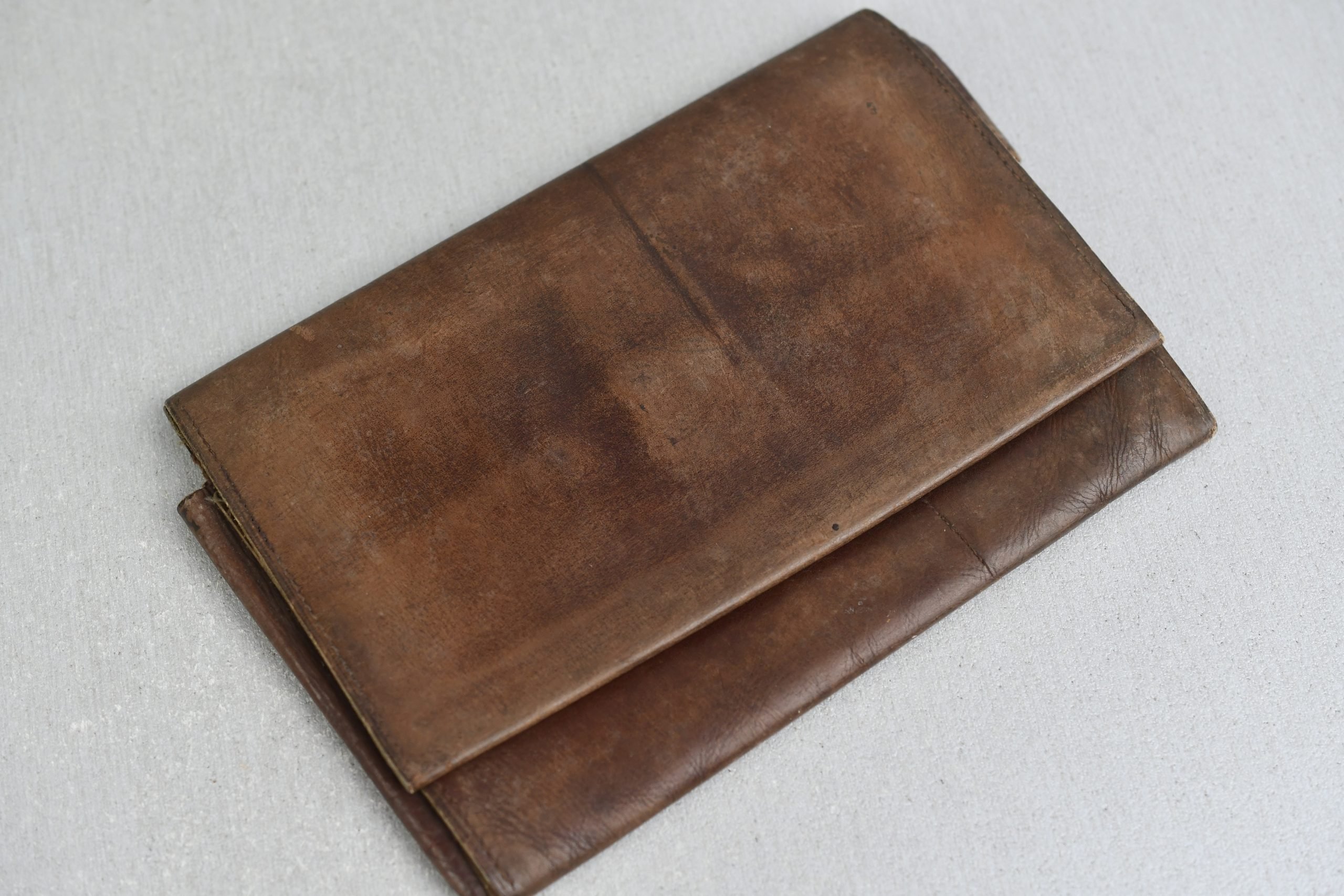Original German Soldier's Leather Wallet with Polish War Trophy & 6. Kavallerie-Division Insignia – Poland Campaign 1939 — image 5
