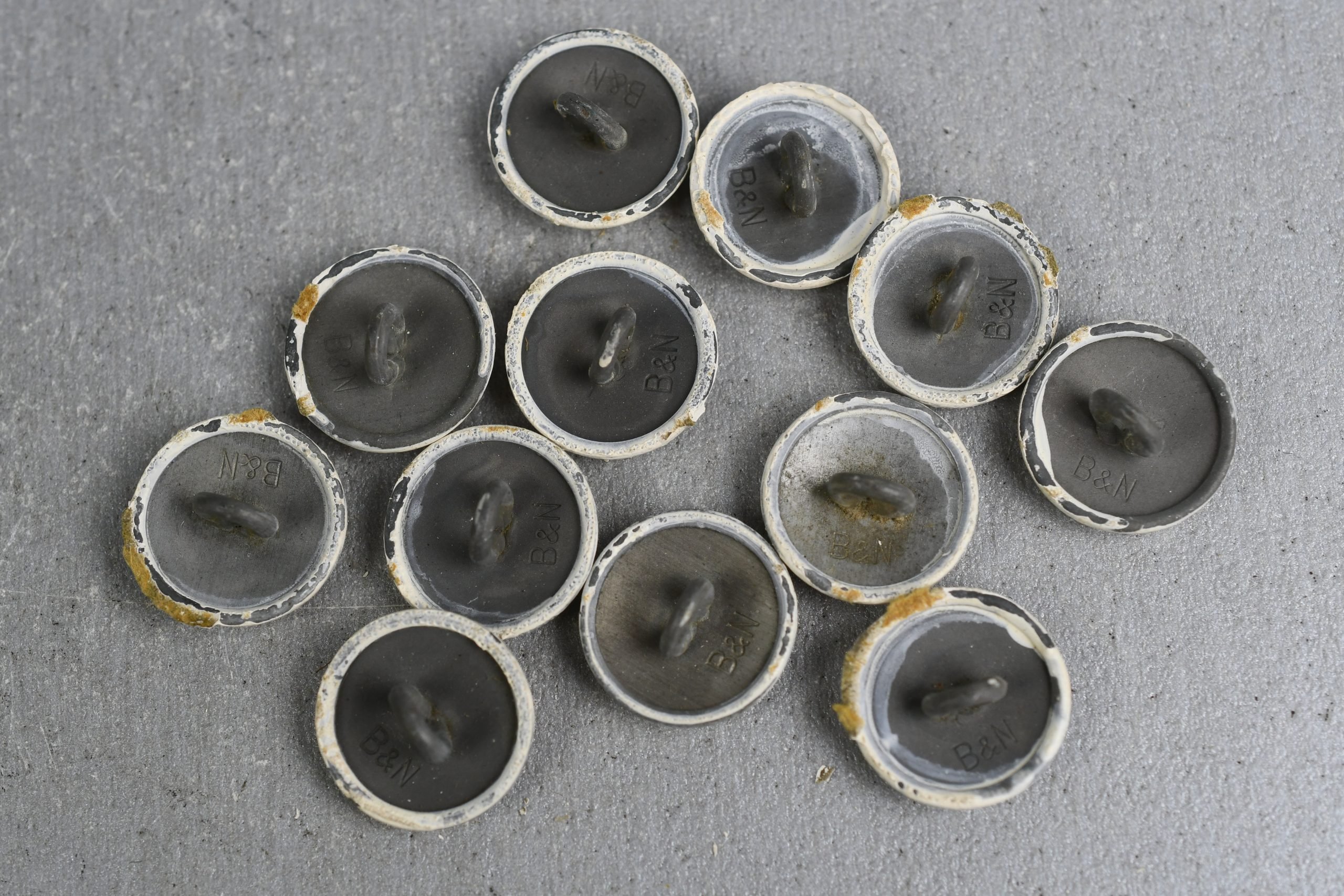 Wehrmacht white buttons for winter parka by B&N — image 2