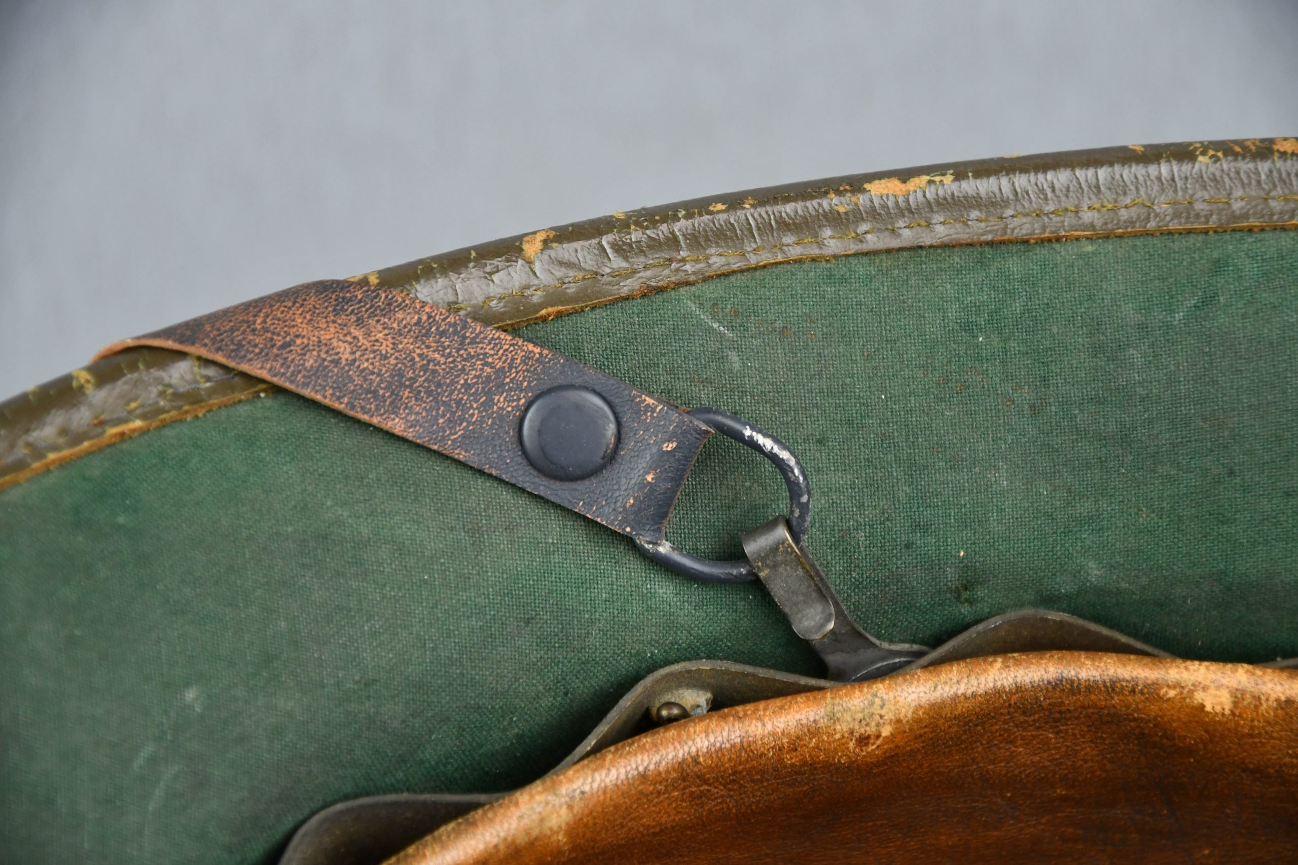 Army (Heer) 'Afrikakorps' tropical pith helmet by 'M' 1942 — image 9