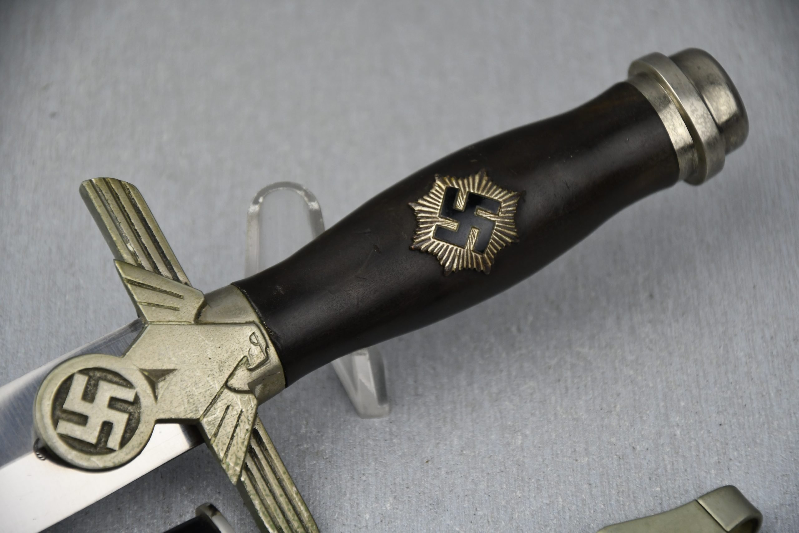 MINT German RLB 'Luftschutz' Dagger by Weyersberg, Kirschbaum & Co. — image 2