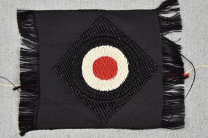 M40 army (Heer) black 'BeVo' panzer cap cocarde