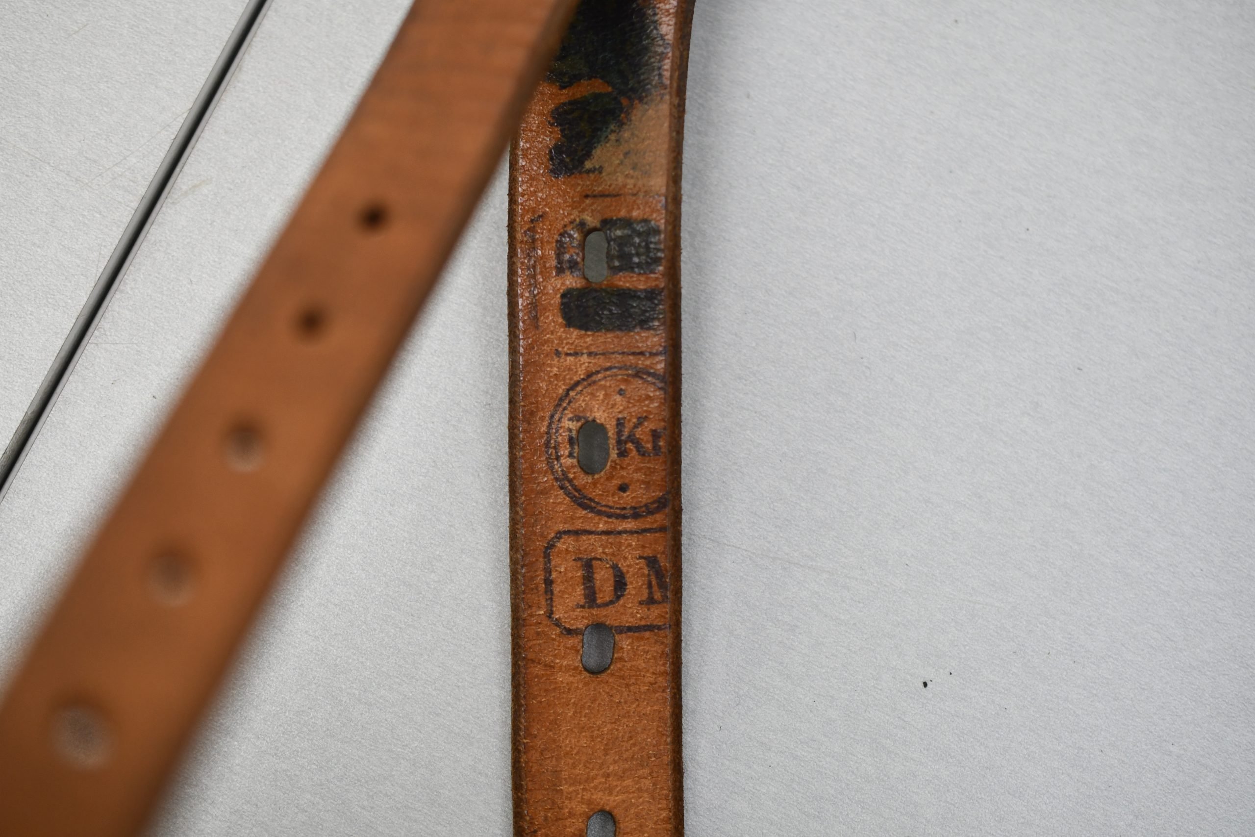 Wehrmacht leather Y-straps 'Koppeltragegestell' with RBNr. — image 3