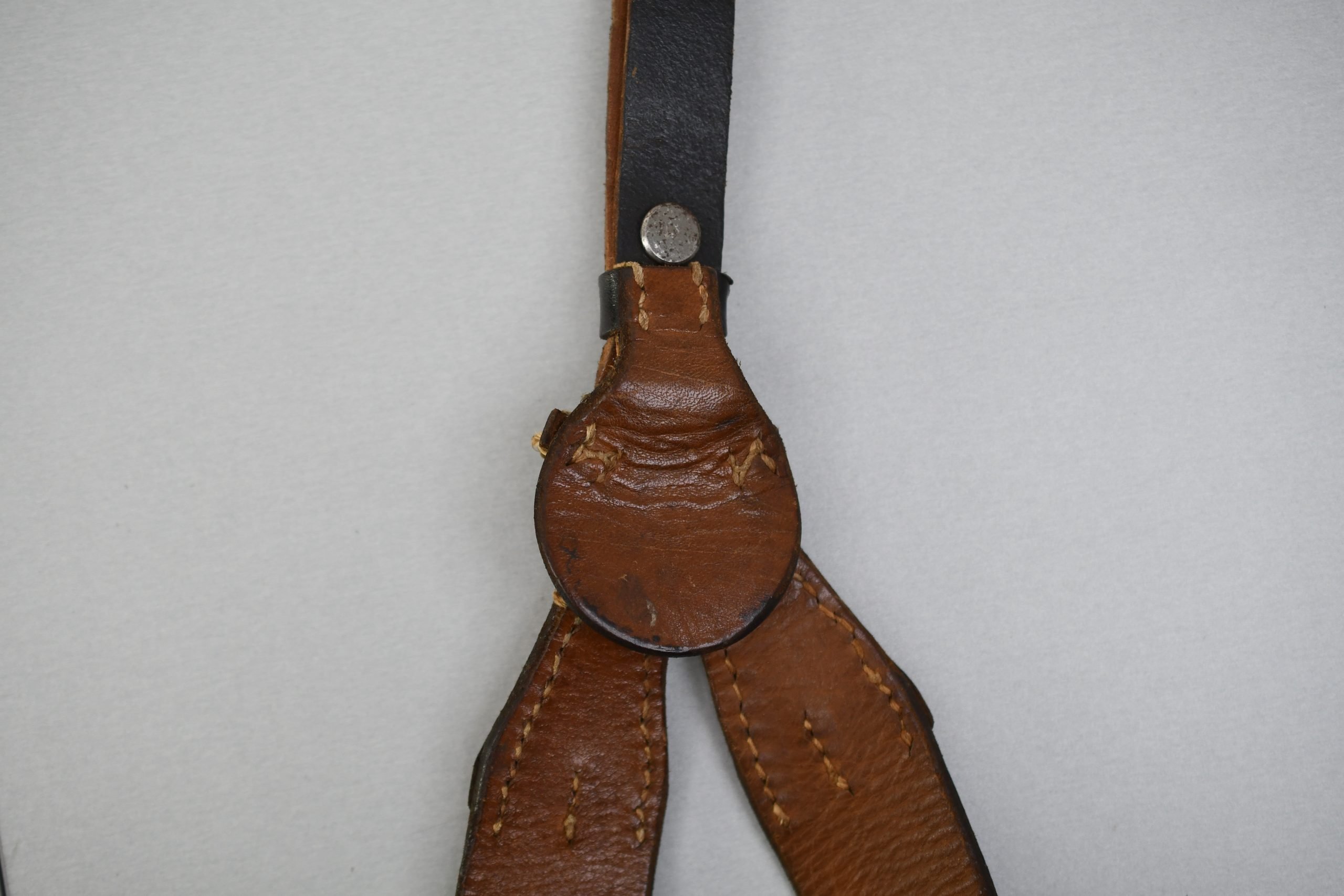 Wehrmacht leather Y-straps 'Koppeltragegestell' with RBNr. — image 9