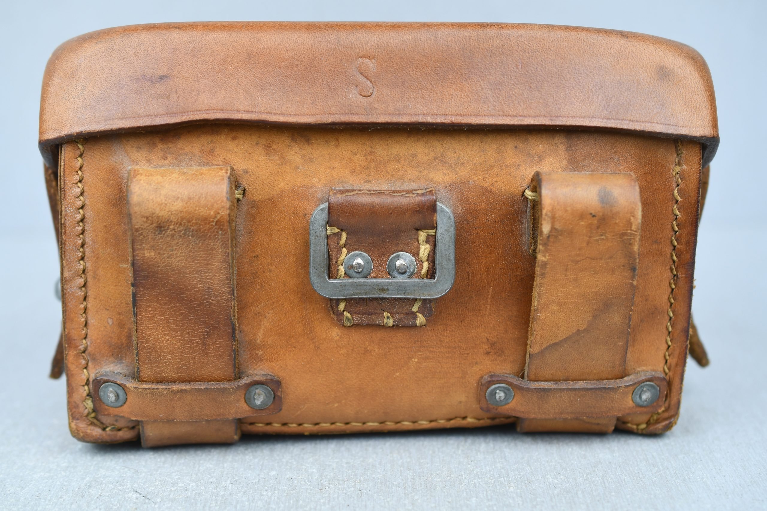 SA 'Sturmabteilung 'Sanitäter medical pouch with contents — image 11