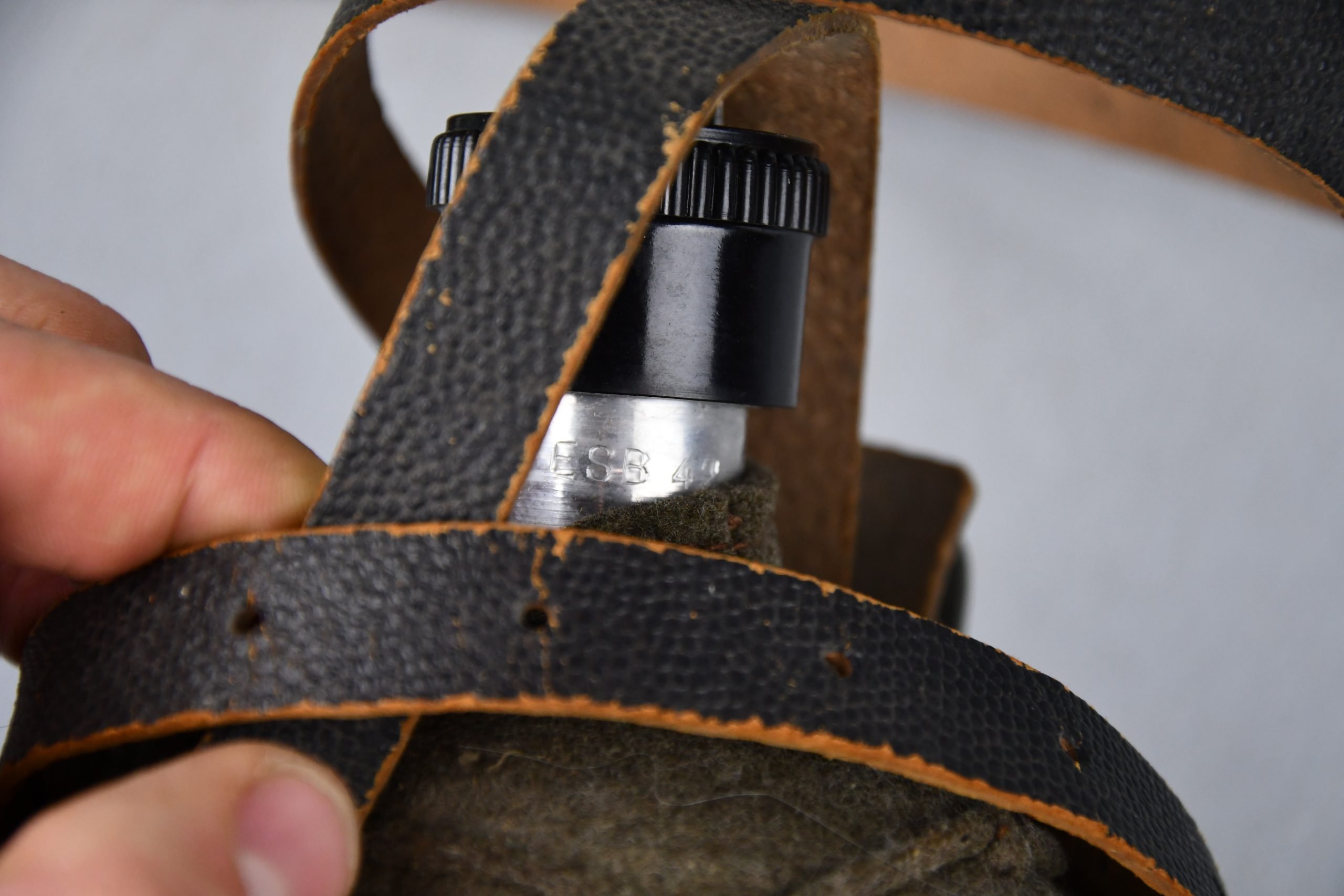 RARE Wehrmacht 'Sanitäter' 2-Liter canteen with green bakelite cup by ESB 42/43 — image 17