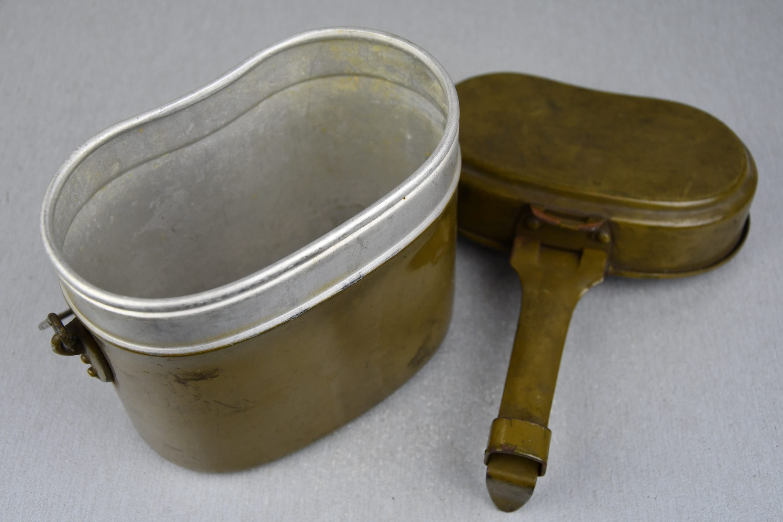 M31 Wehrmacht mess kit by MN 1944 in aluminum — image 7