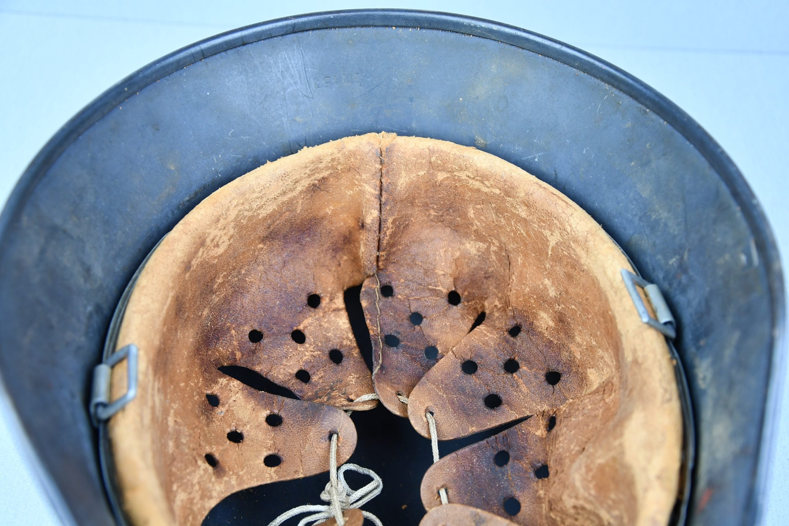 M40 Luftwaffe single decal steel helmet Q64 — image 15