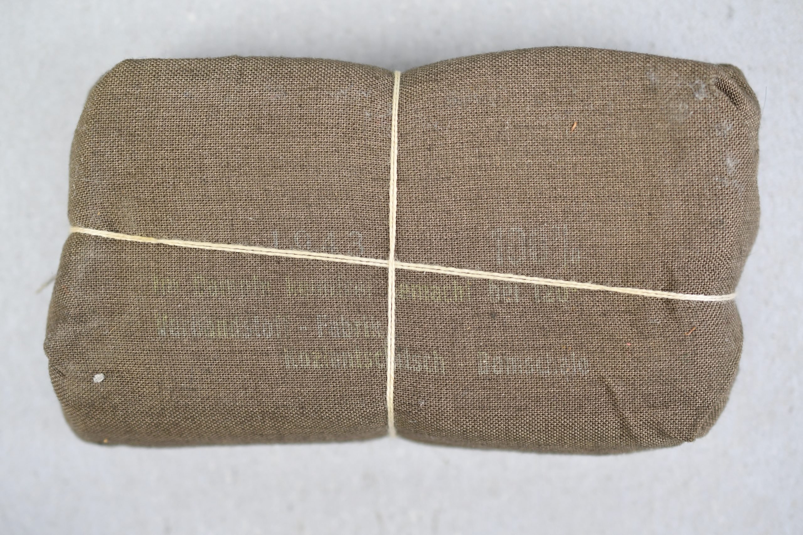 Large Wehrmacht first aid bandage 1943 — image 2