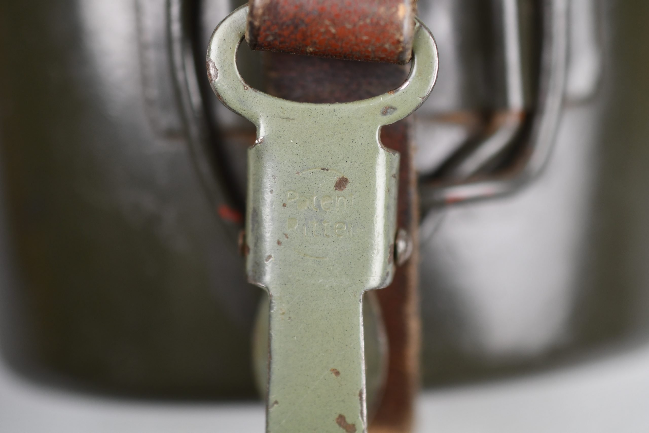 RARE M31 late war Wehrmacht canteen by MN 1945 — image 3