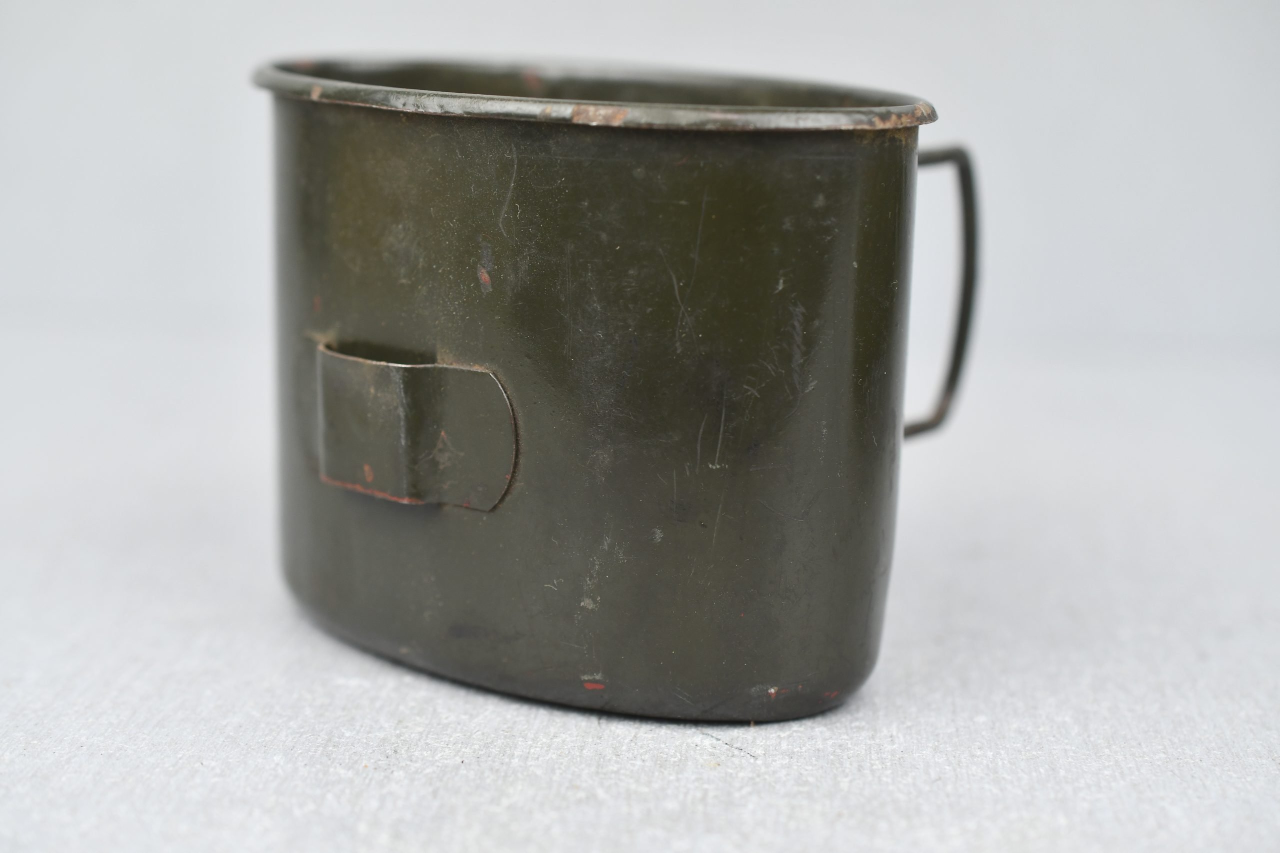 RARE M31 late war Wehrmacht canteen by MN 1945 — image 5