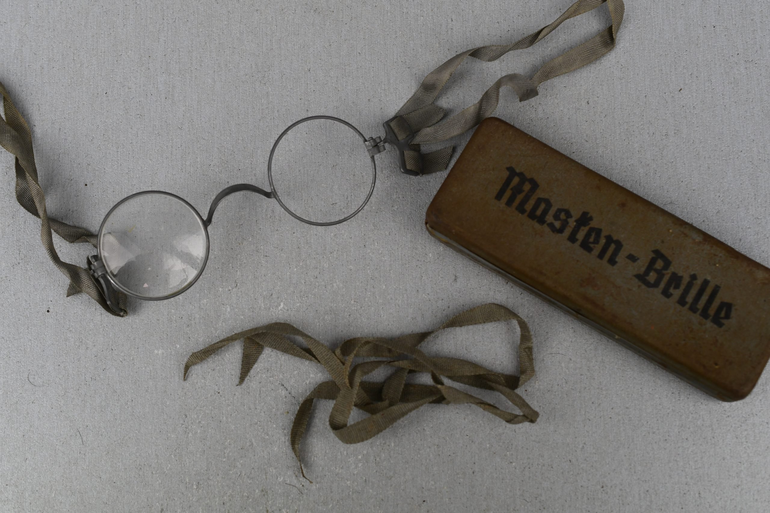 Wehrmacht 'Masken-Brille' gas mask service glasses — image 2