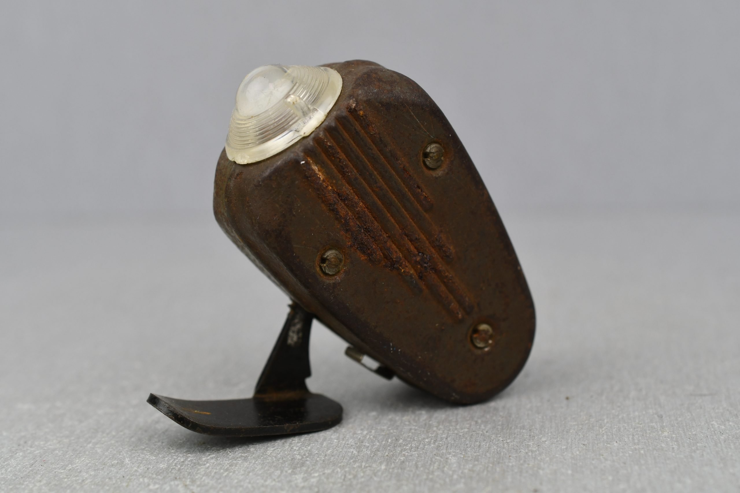 Dutch made so-called Philips 'Knijpkat' Flashlight used by Wehrmacht — image 3