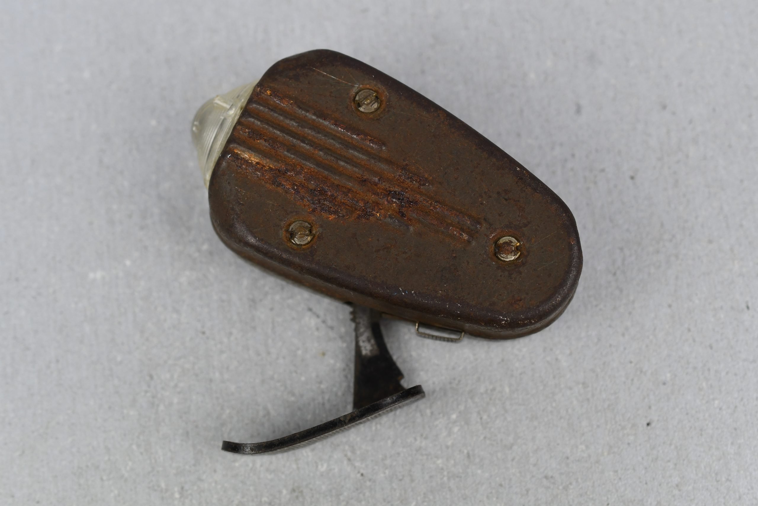 Dutch made so-called Philips 'Knijpkat' Flashlight used by Wehrmacht — image 6