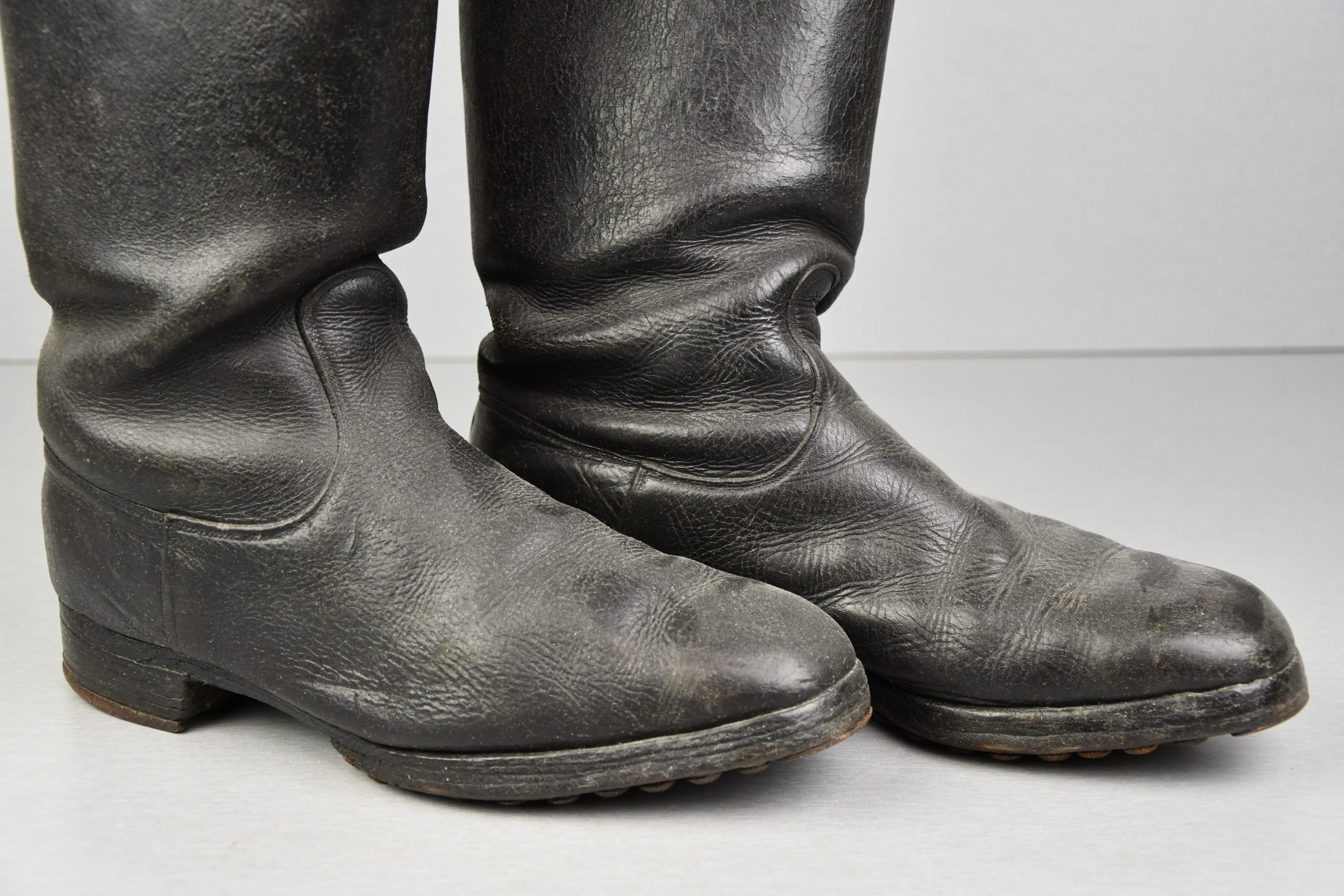 Wehrmacht/SS leather officer boots with hob nails — image 2