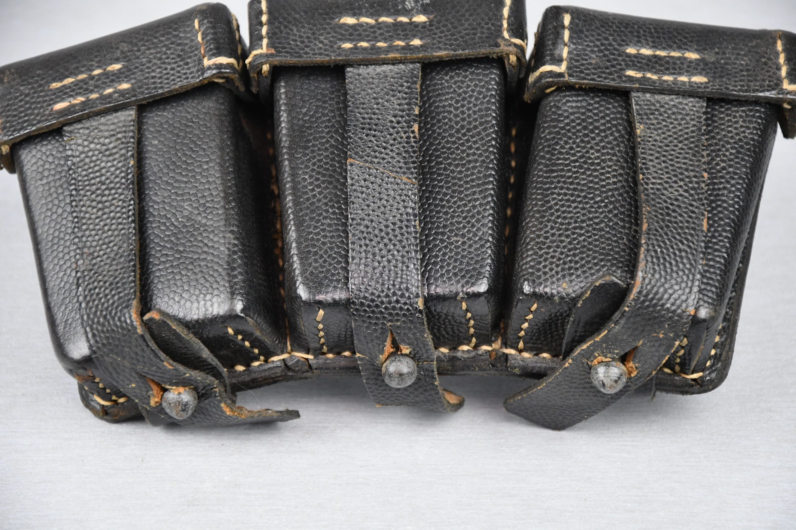 MINT K98 ammunition pouch with RBNr. — image 2