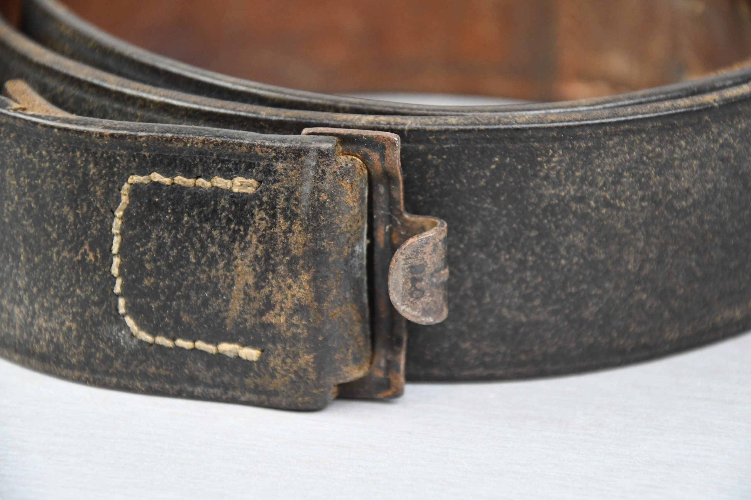 Luftwaffe leather equipment belt ca. 1941 — image 2