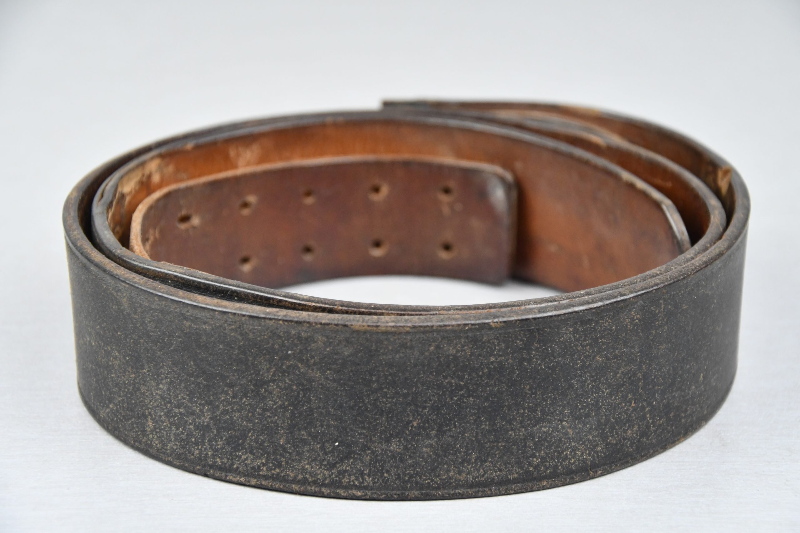 Luftwaffe leather equipment belt ca. 1941 — image 3