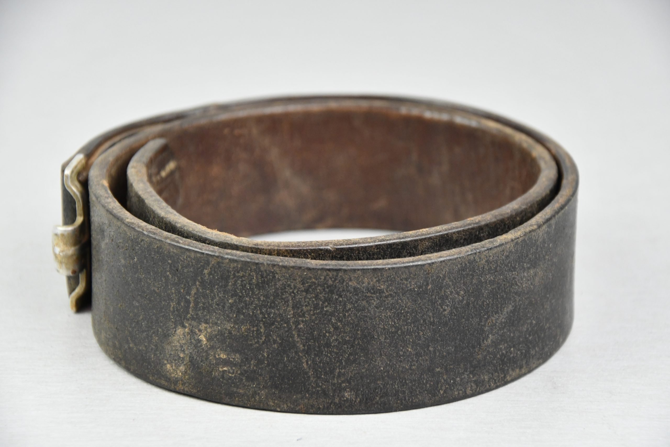 Wehrmacht leather equipment belt 1941 — image 2