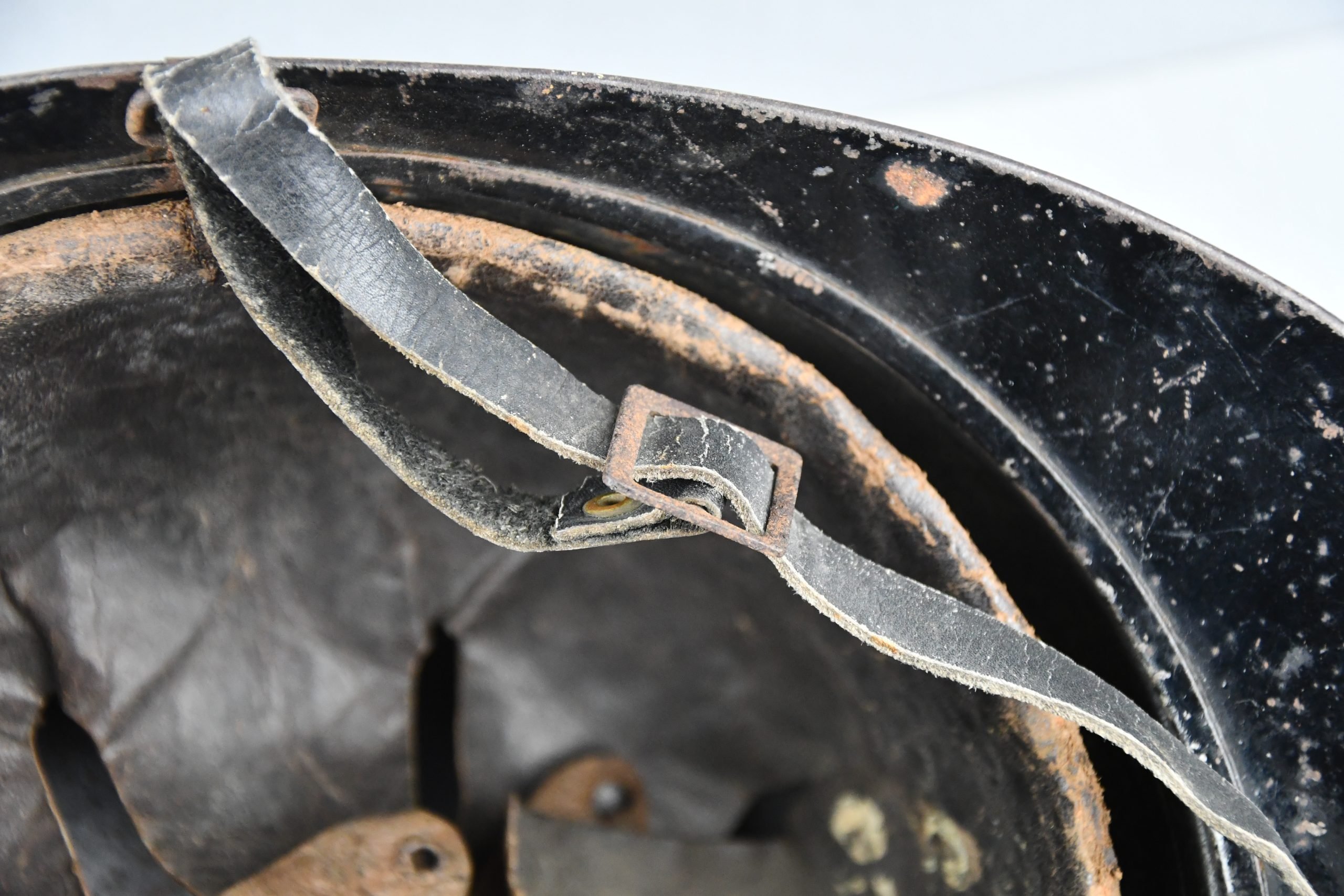 WW1 M1915 black Belgian Adrian helmet for Rijkswacht — image 9