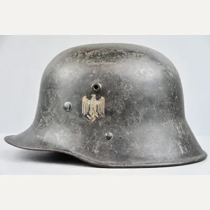 RARE M16 Bahnschutzpolizei 'black' single decal reissued steel helmet