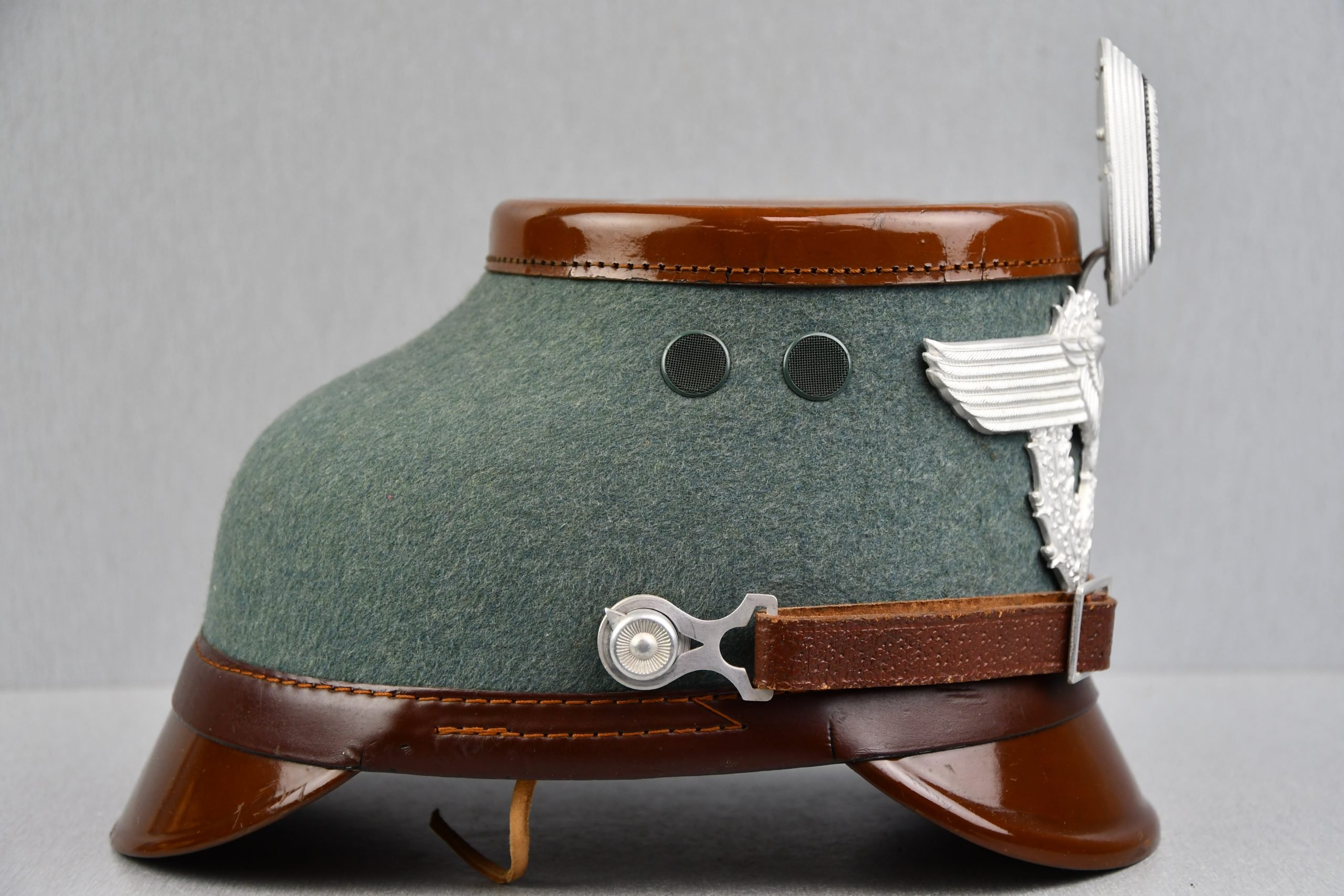 MINT Polizei 'Gendarmerie' Shako (Tschako) by Erel 1939 — image 6