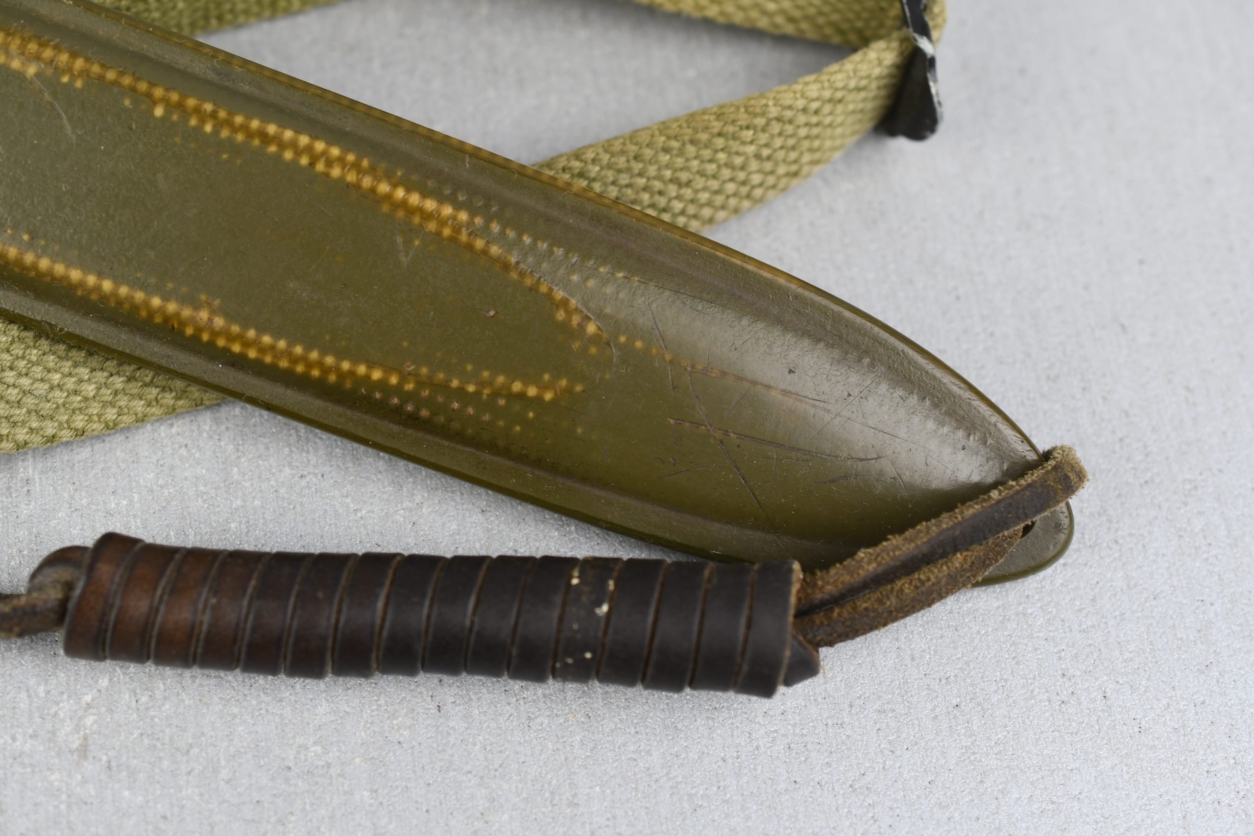 US WW2 M3 Trench Knife by UTICA & M8 Scabbard — image 4