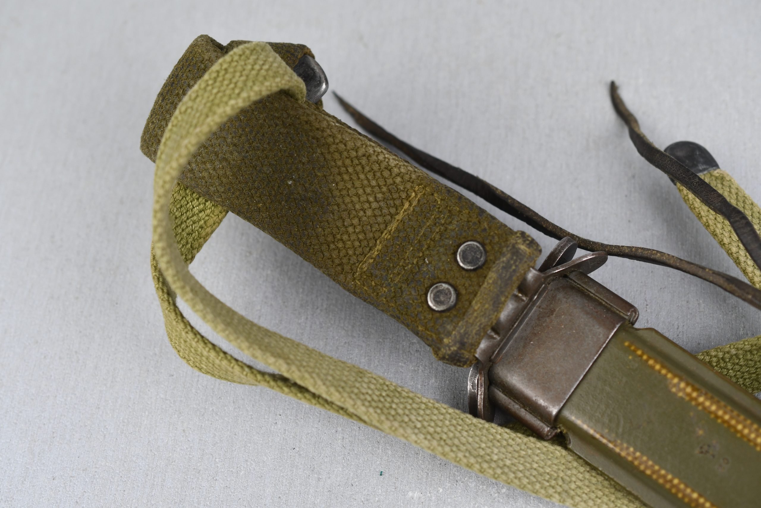 US WW2 M3 Trench Knife by UTICA & M8 Scabbard — image 8