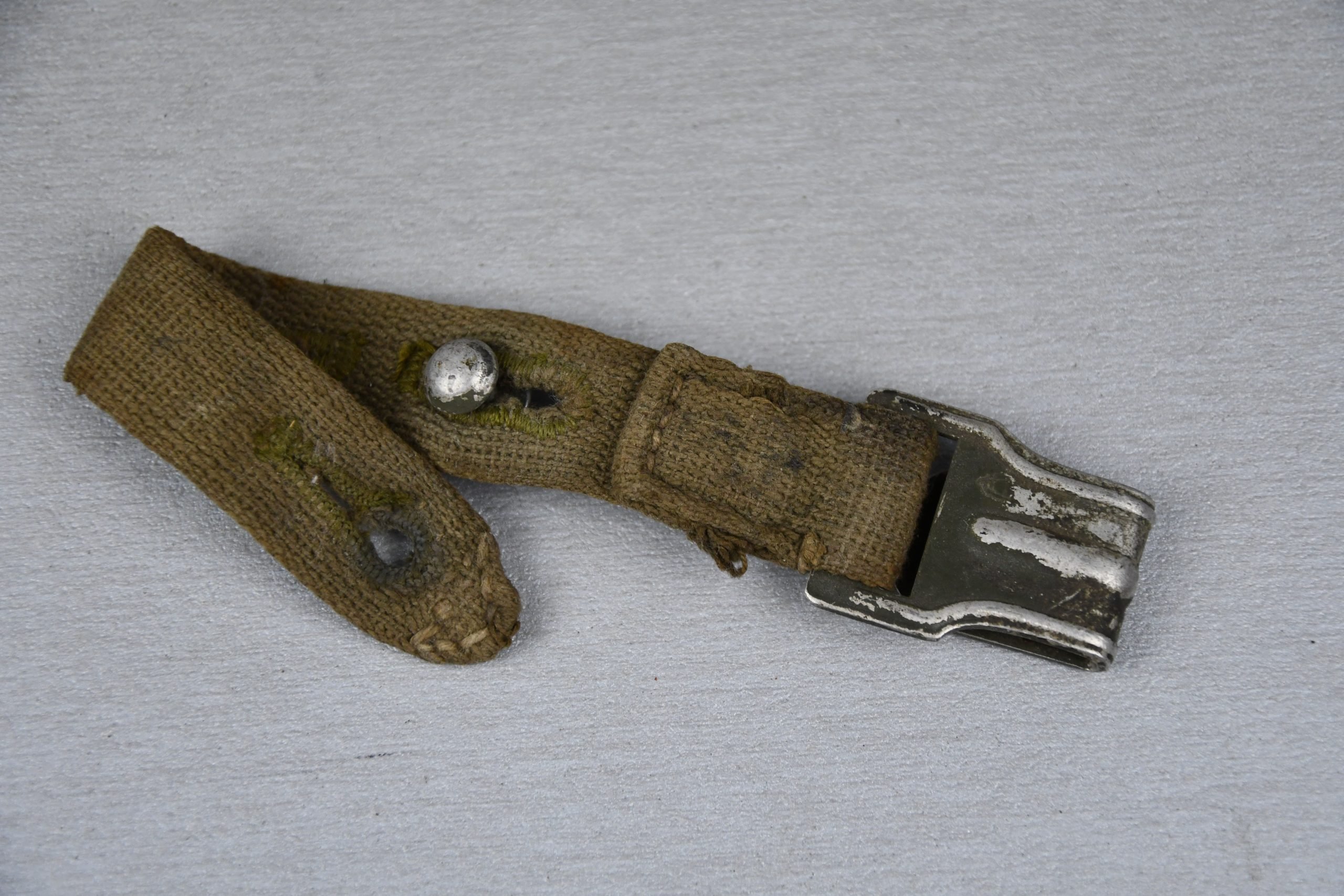German gas mask short strap ca. 1938 — image 2