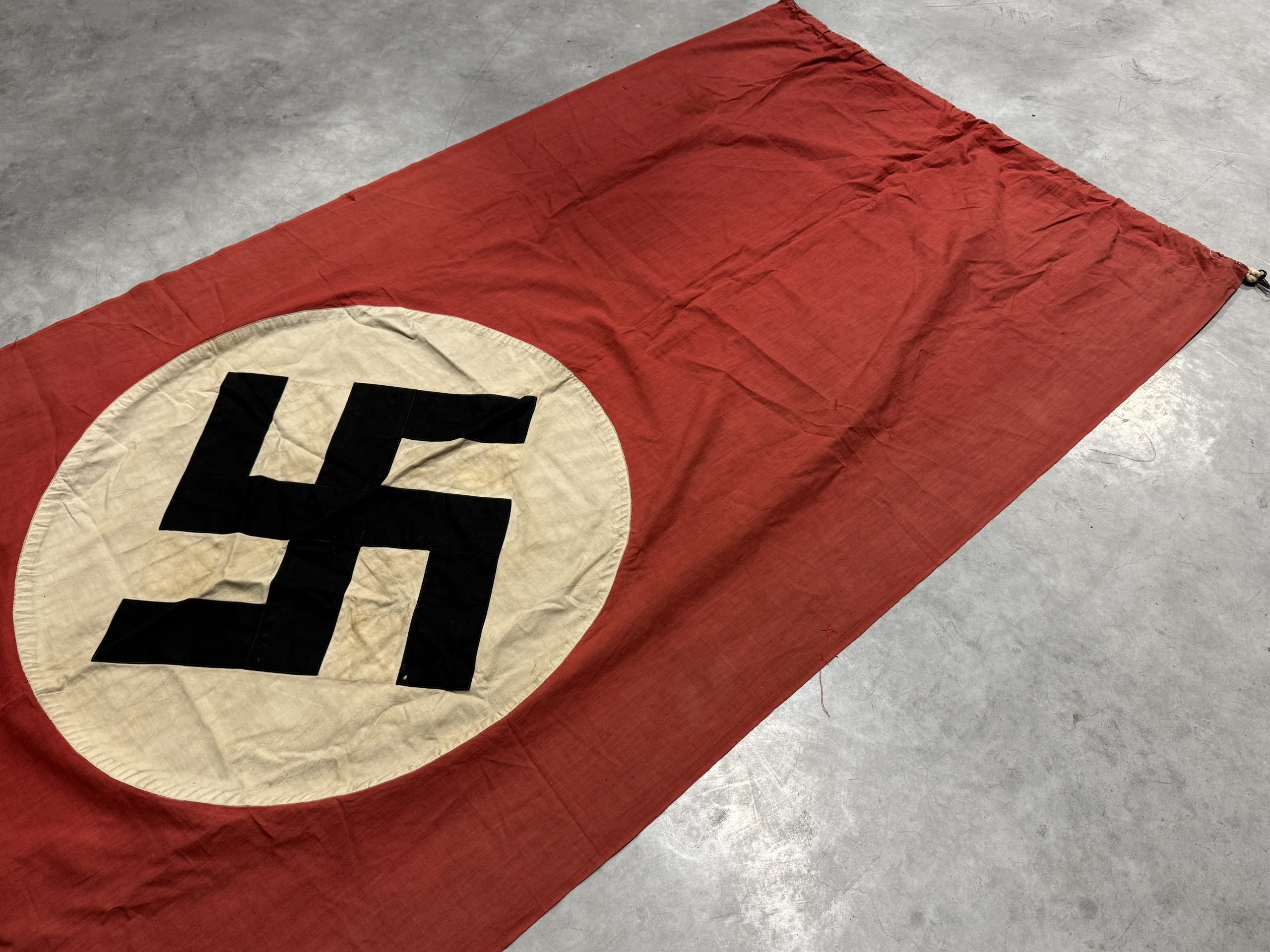 Large NSDAP double sided building banner 110 x 275 — image 10