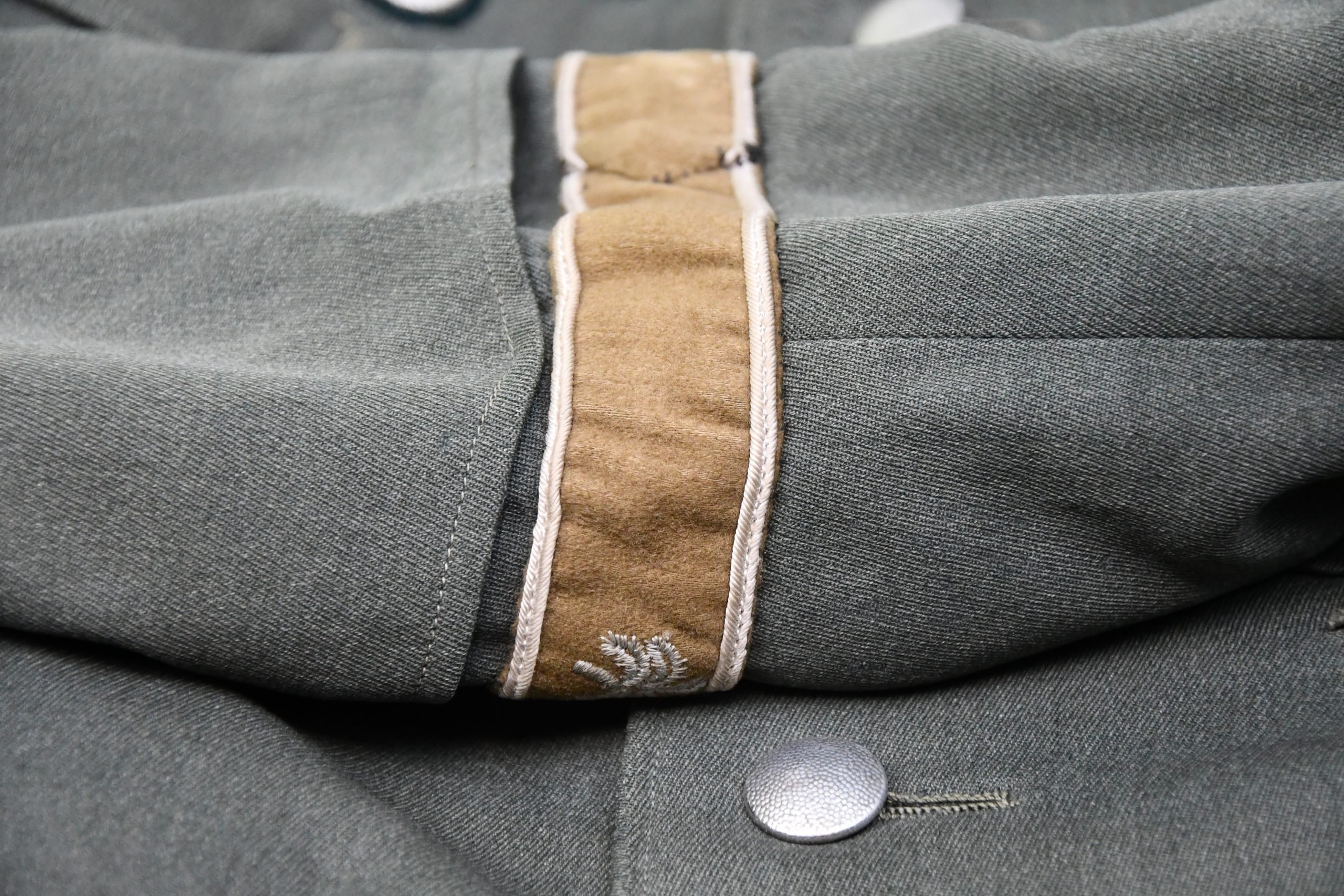 M36 army (Heer) medical doctor 'hauptarzt' Feldbluse with Afrika campaign cufftitle — image 12