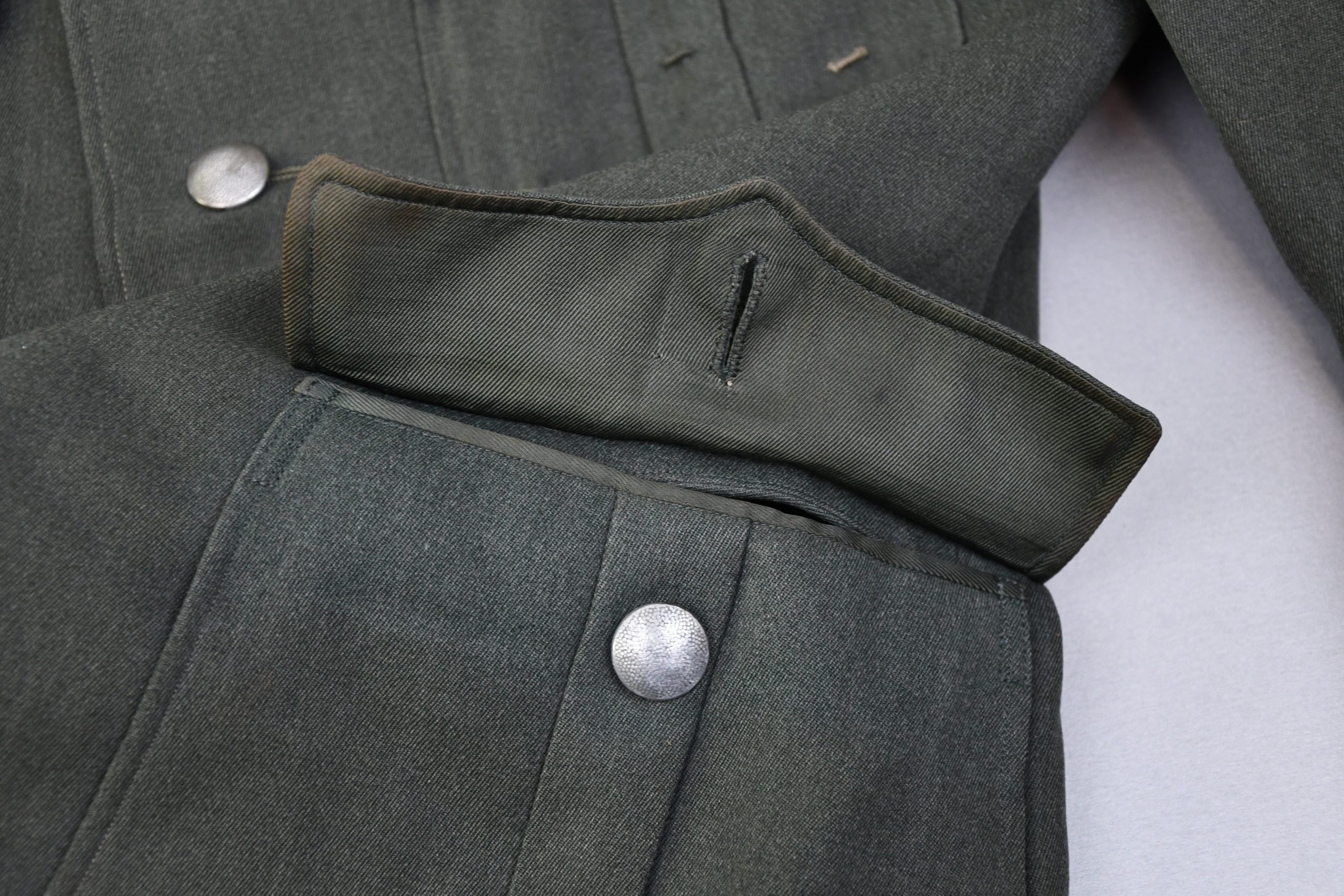 M36 army (Heer) medical doctor 'hauptarzt' Feldbluse with Afrika campaign cufftitle — image 7