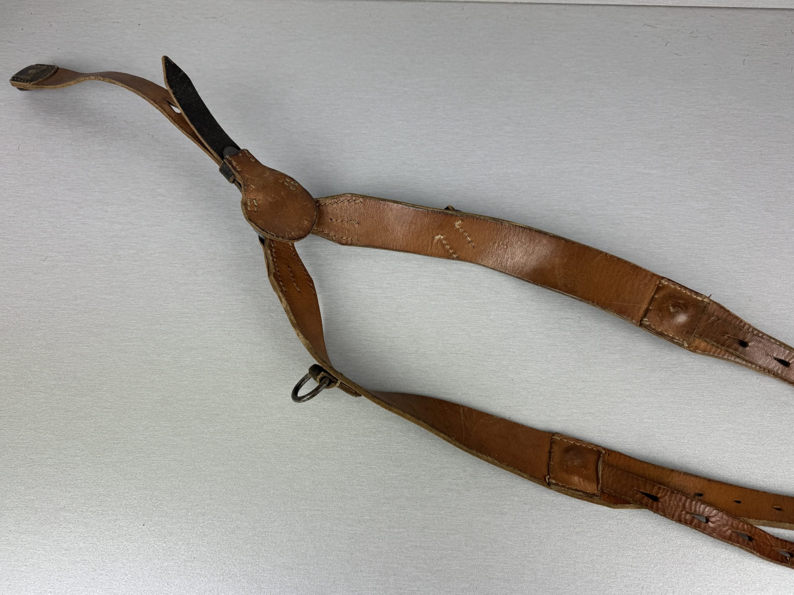 Wehrmacht leather Y-straps 'Koppeltragegestell' 1943 — image 4