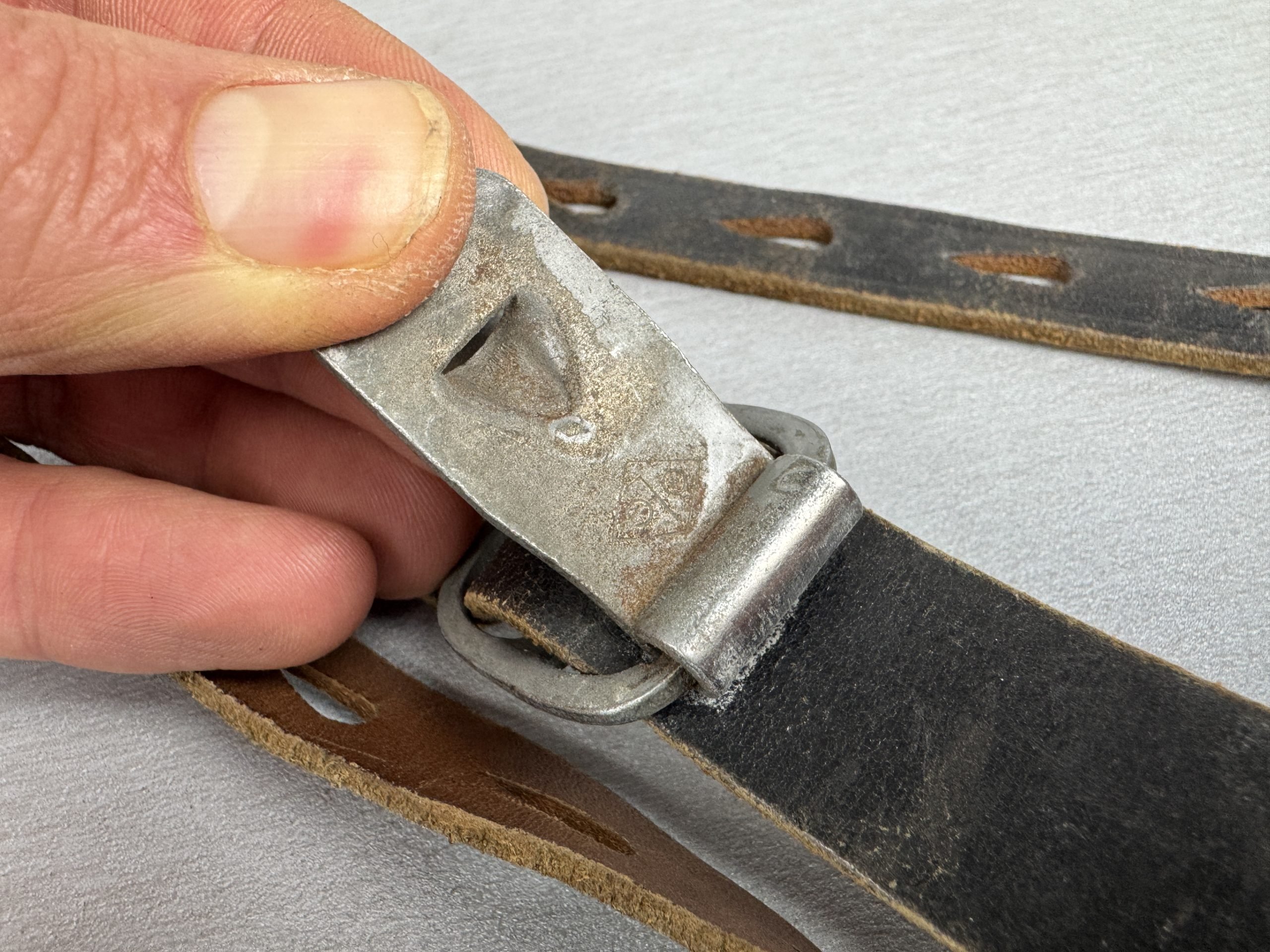 Wehrmacht leather Y-straps 'Koppeltragegestell' 1943 — image 7