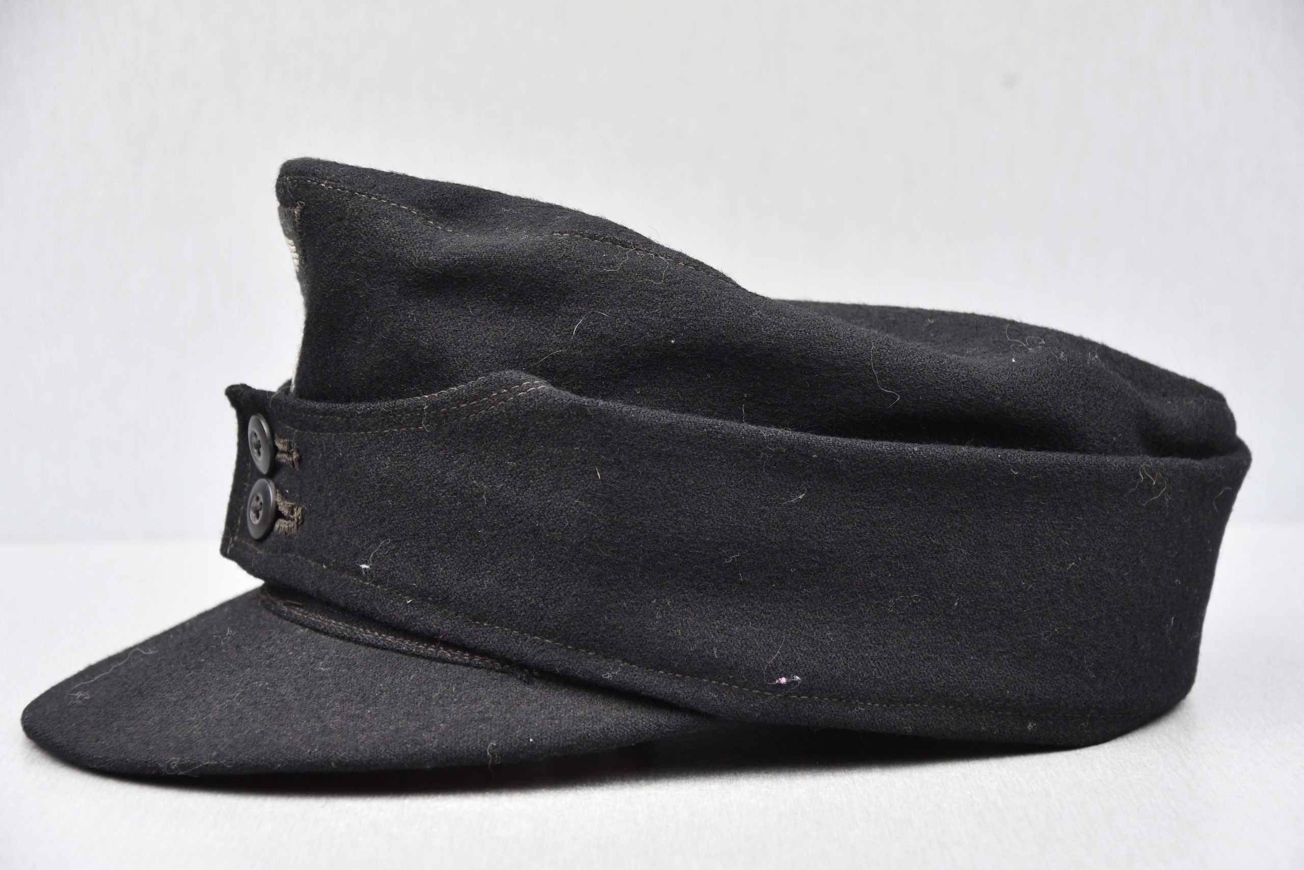 M43 Waffen-SS black panzer cap — image 4