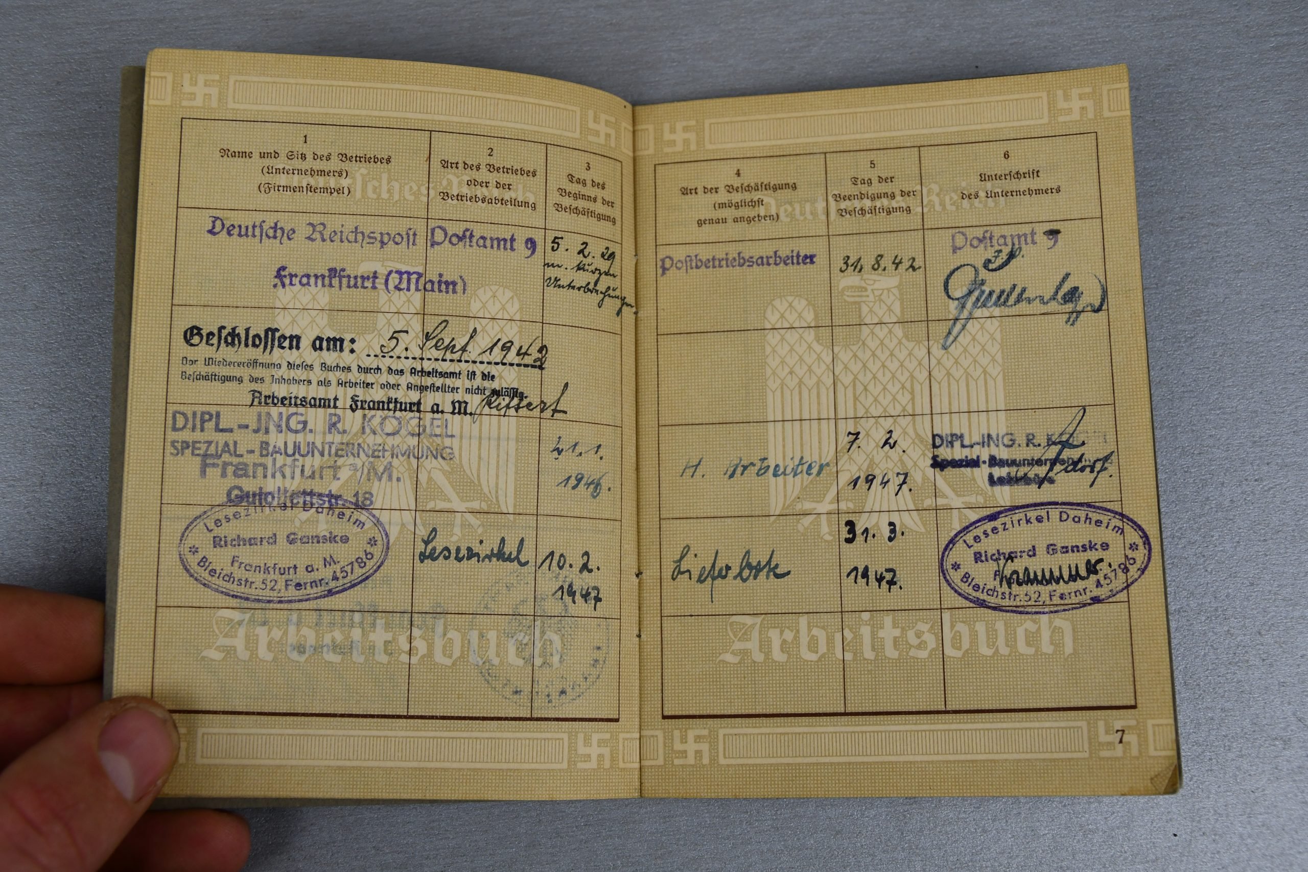 Army (Heer) Wehrpass paper grouping Uffz. K. Herkelmann Coastal Artillery Norway 1945 Lapplandschild — image 7