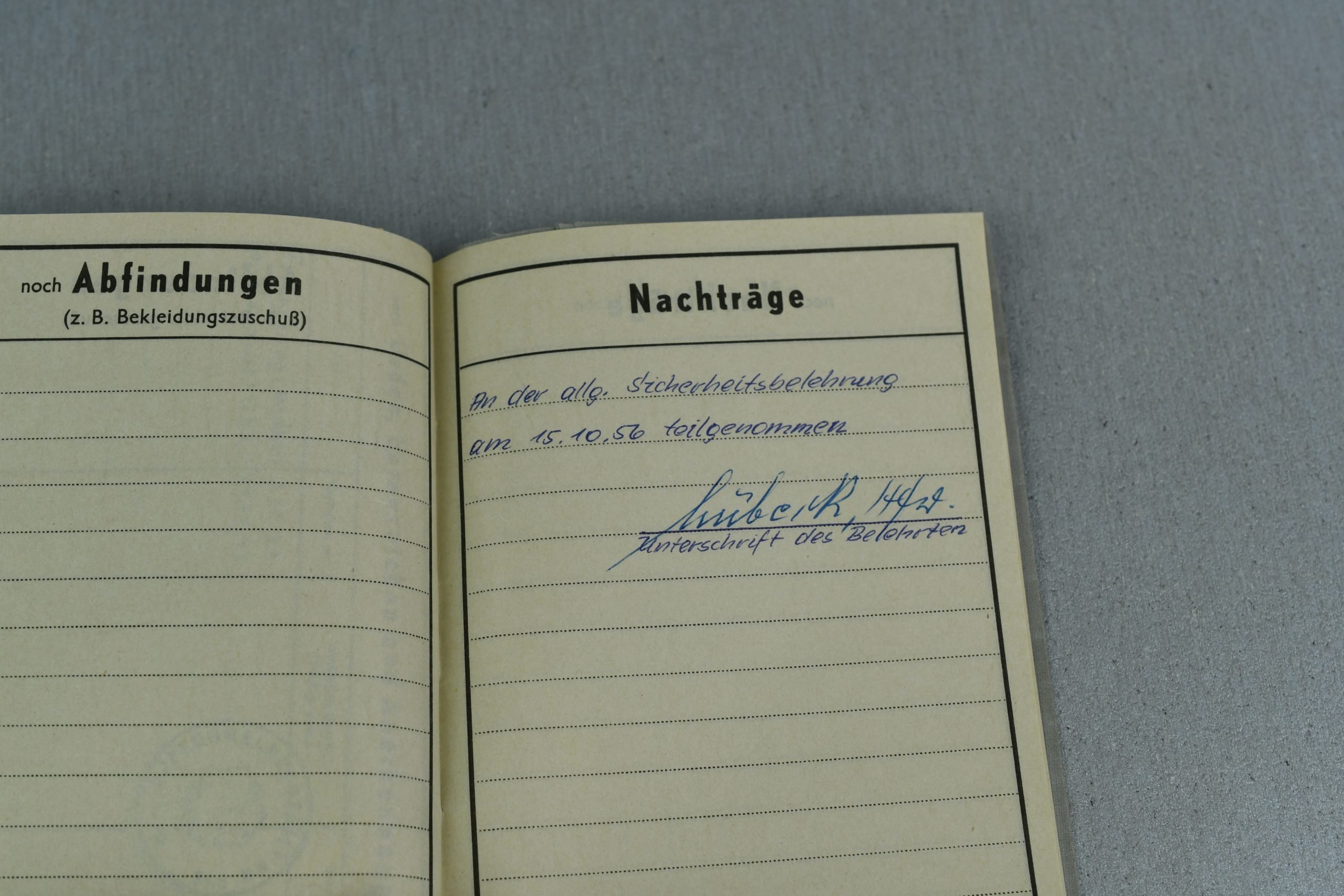 Luftwaffe Wehrpass and Soldbuch grouping Hauptfeldwebel W. Lübeck — image 40