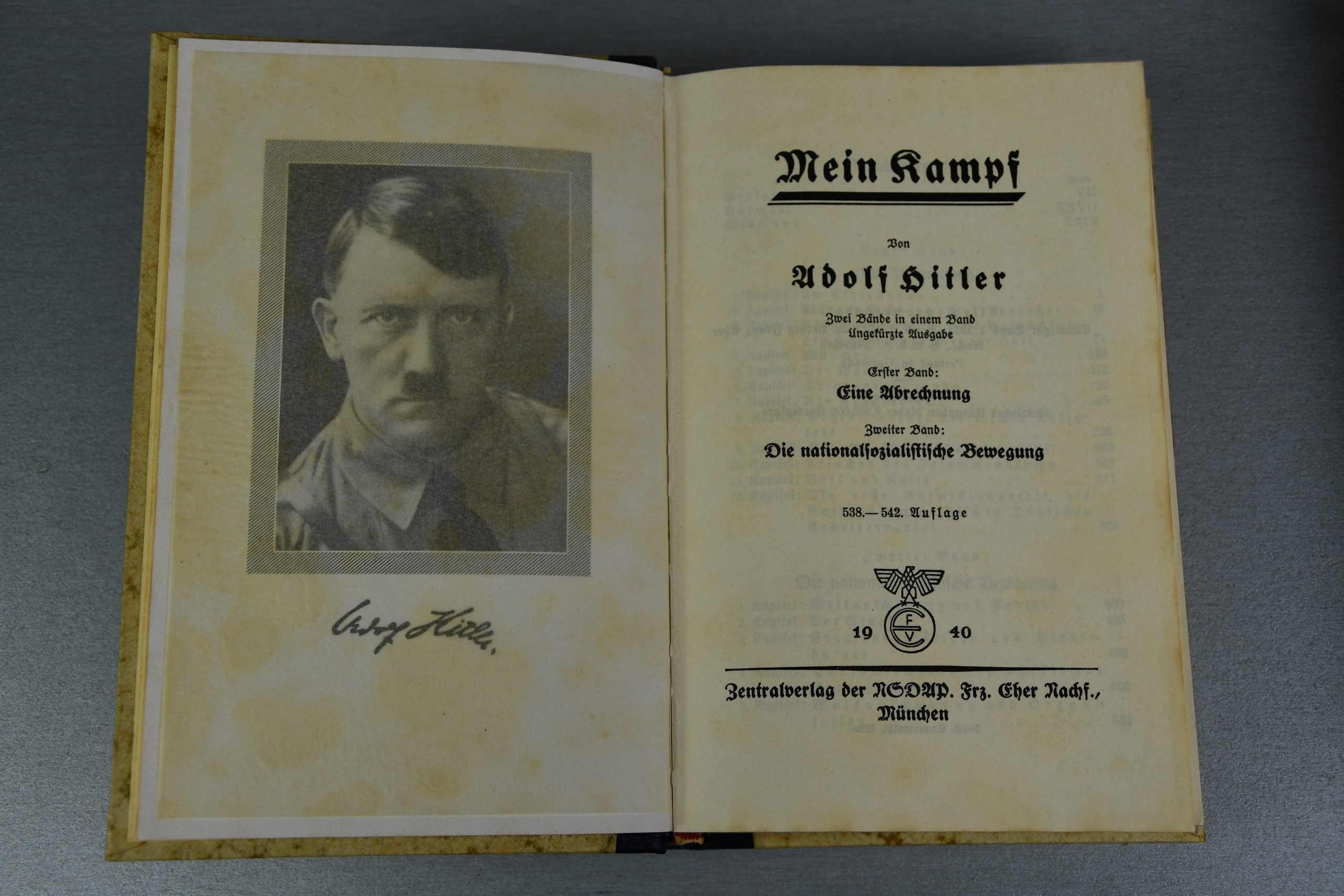 Adolf Hitler's Mein Kampf wedding edition 'Beringhausen' 1940 — image 4