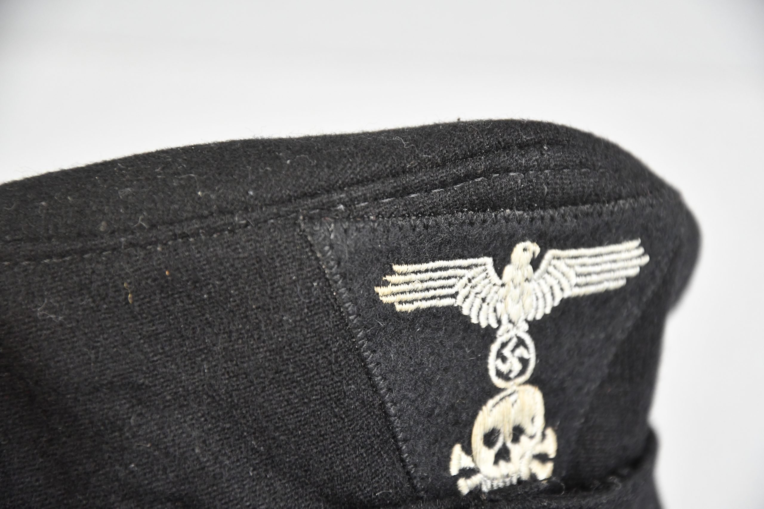 M43 Waffen-SS black panzer cap — image 8