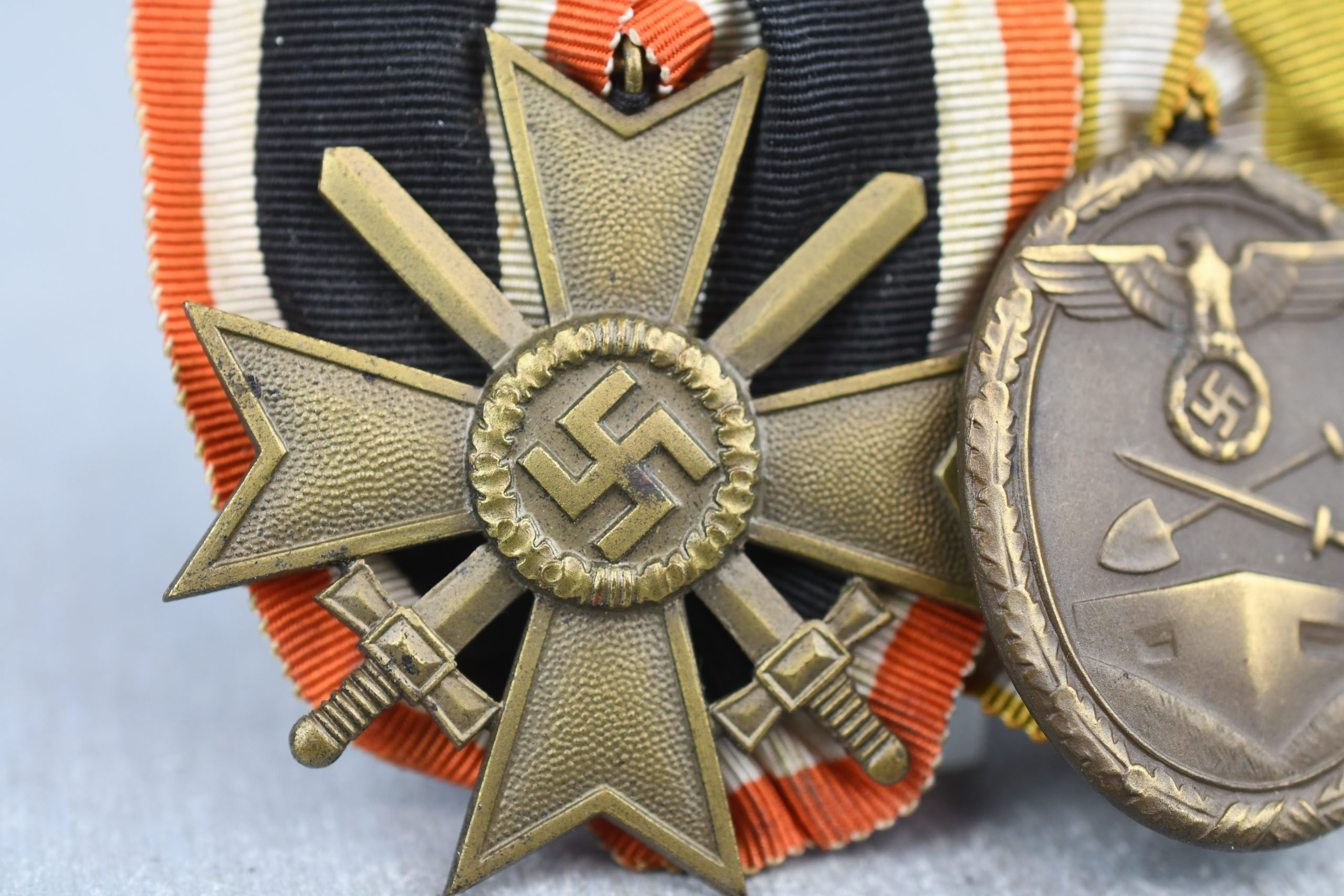 German 'Polizei' 3 place medal bar — image 2