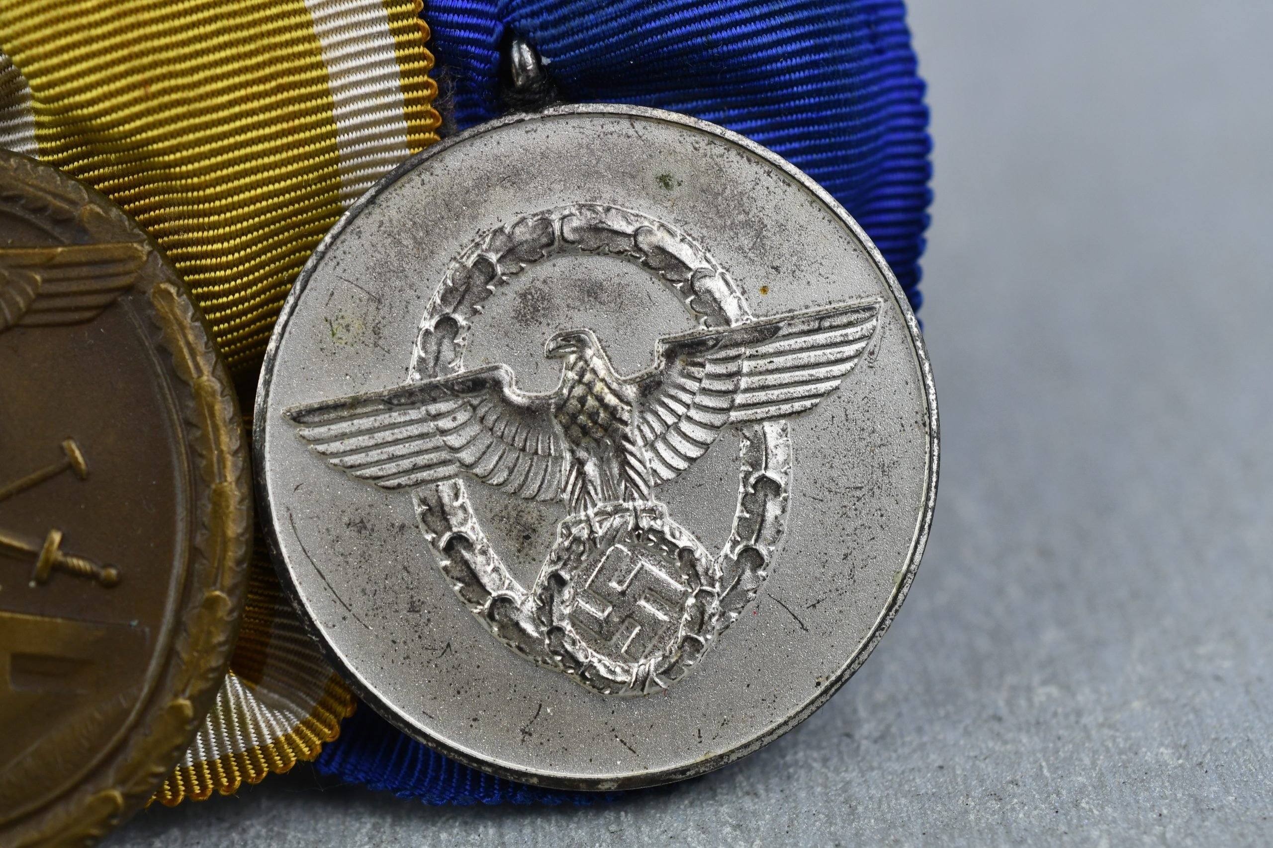 German 'Polizei' 3 place medal bar — image 4