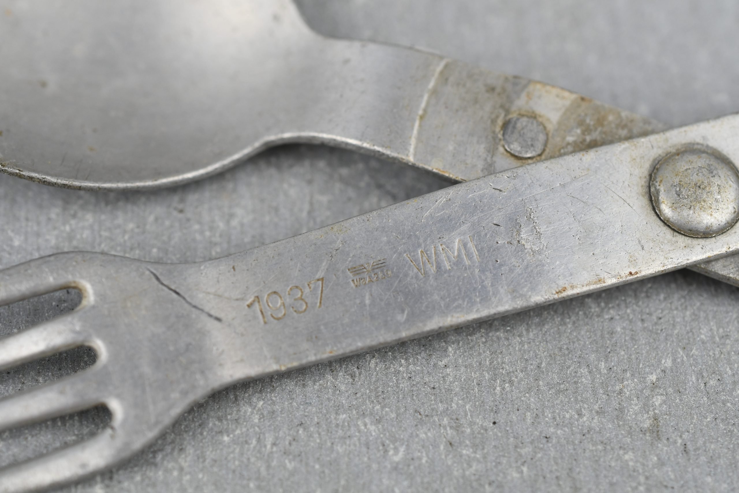 Wehrmacht Spork (Göffel) by WMI 1937 with Waffenamt — image 2